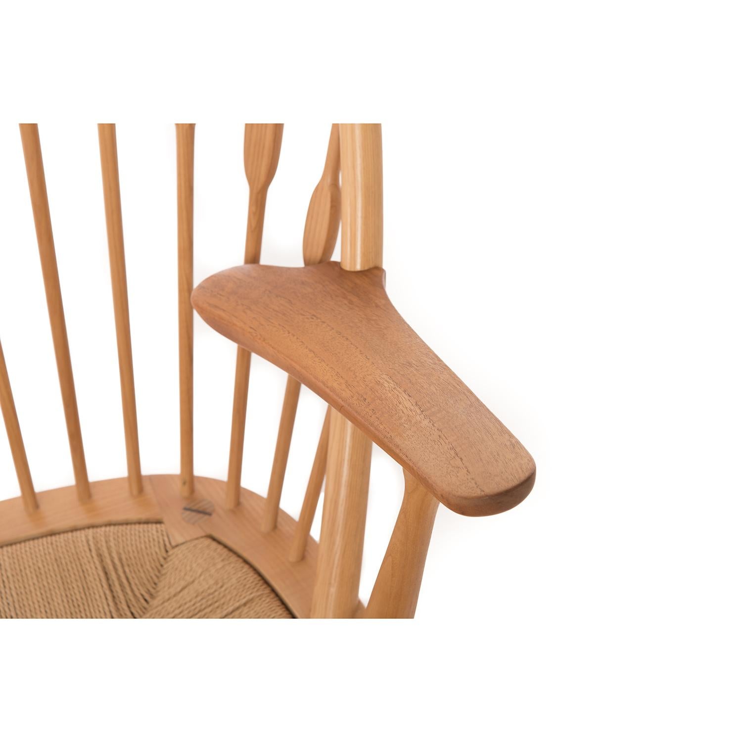 Scandinavian Modern Peacock Chair by Hans Wegner