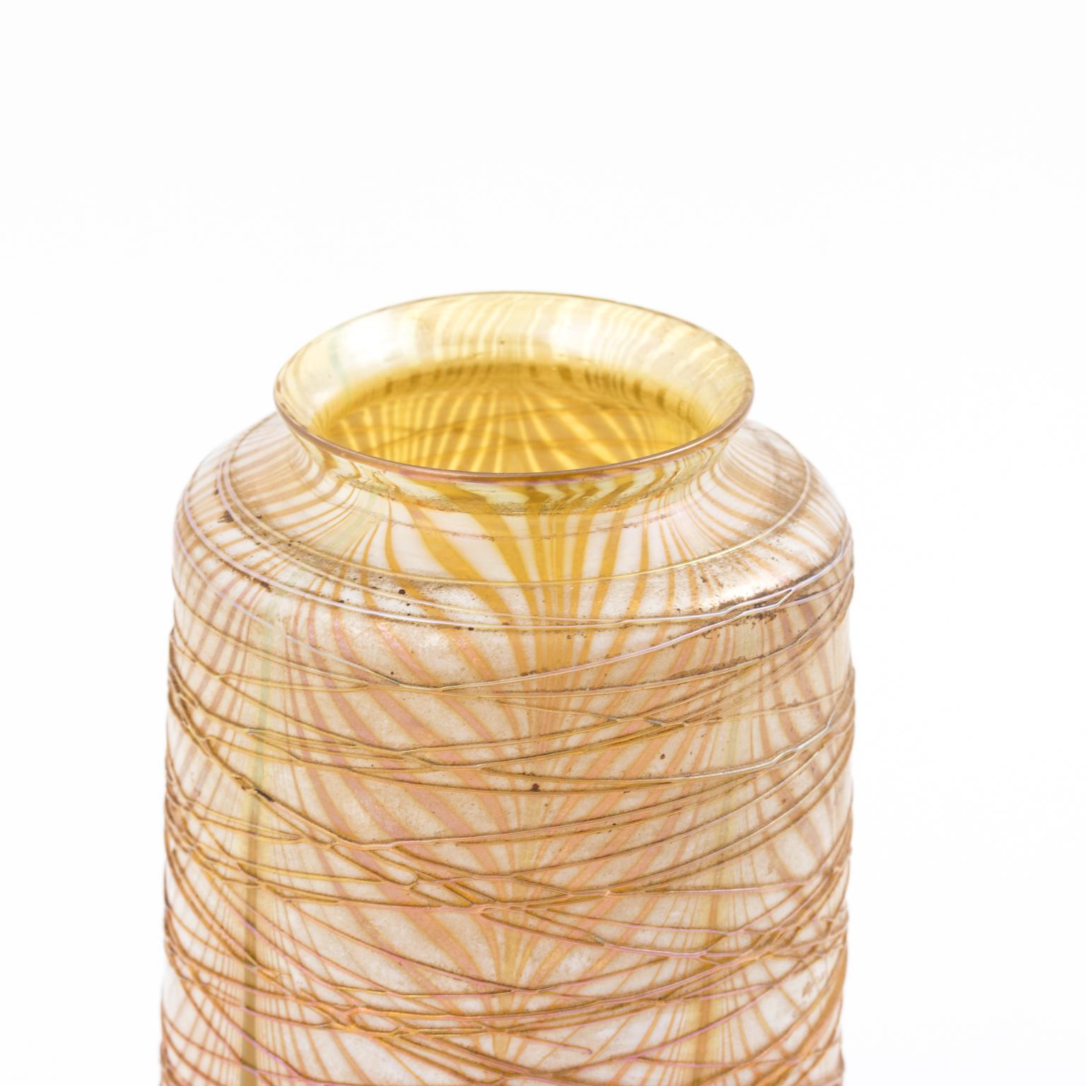 Lampenschirm mit Pfauenmotiv aus Glas von A. Durand (Art nouveau) im Angebot