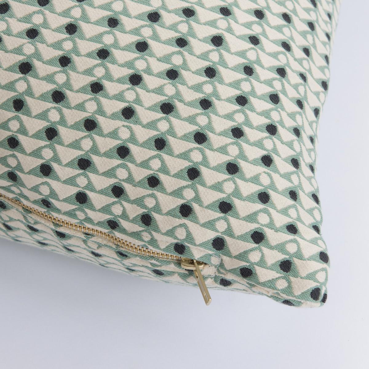 This pillow features Peacock Paynes by Caroline Z Hurley with a knife edge finish. Designed by Caroline Z Hurley in her Brooklyn studio and made on state-of-the-art looms in one of the few remaining American mills. Pillow includes a feather/down