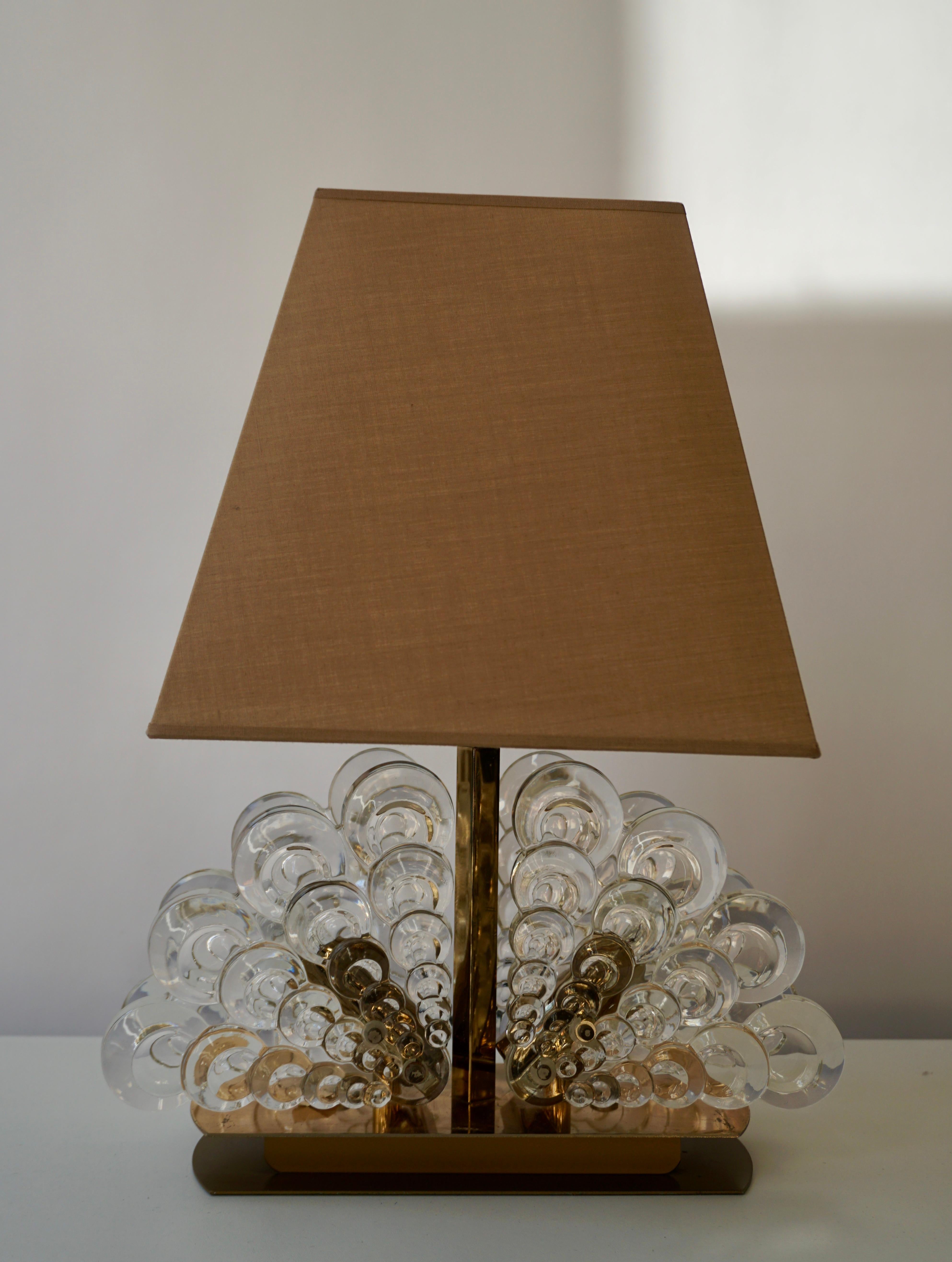 Italian Peacock Table Lamp in Glass and Brass For Sale