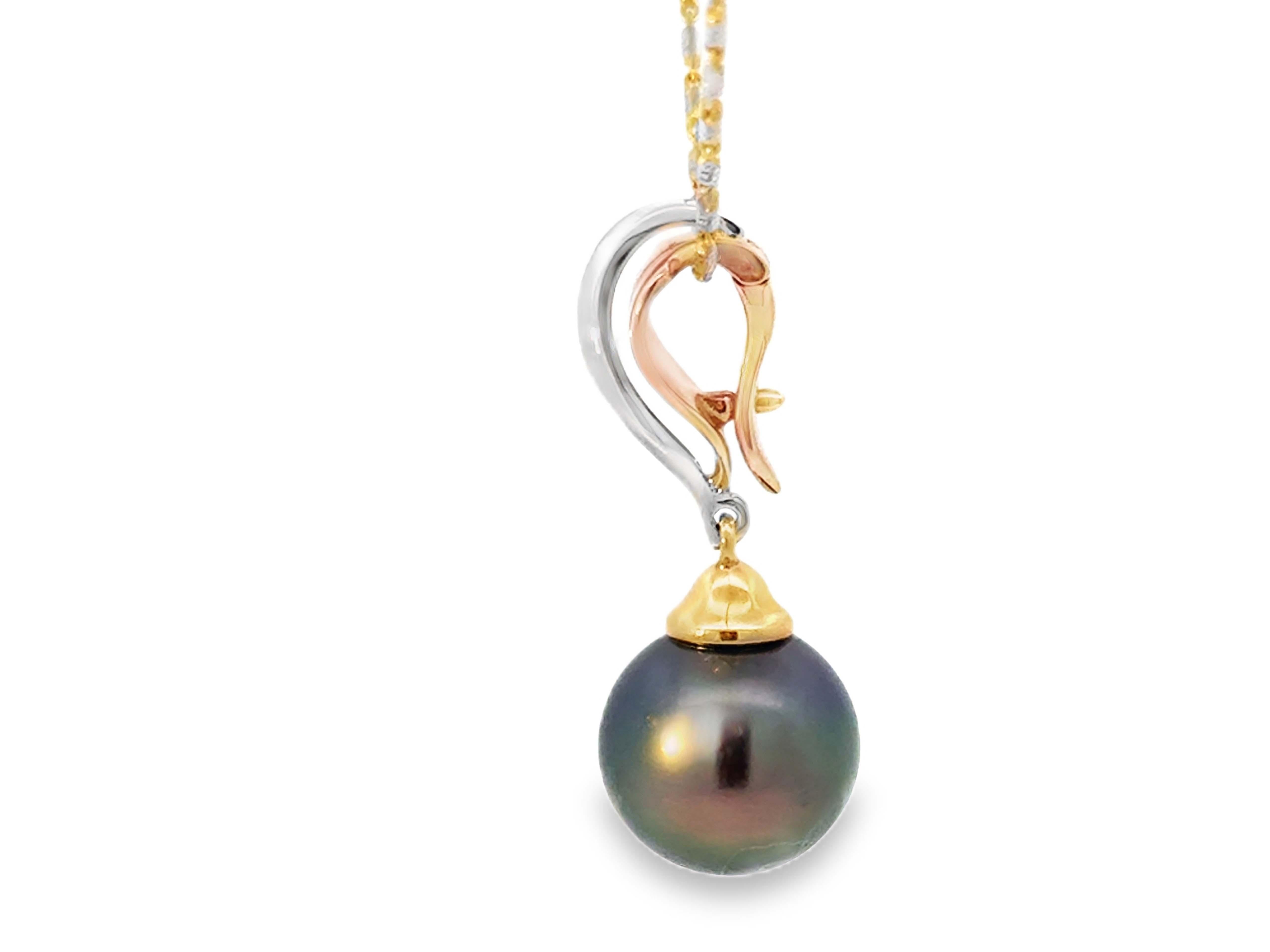 Zweifarbige Tahiti-Perlenkette mit Pfauenmotiv aus massivem 14k Gold Damen im Angebot