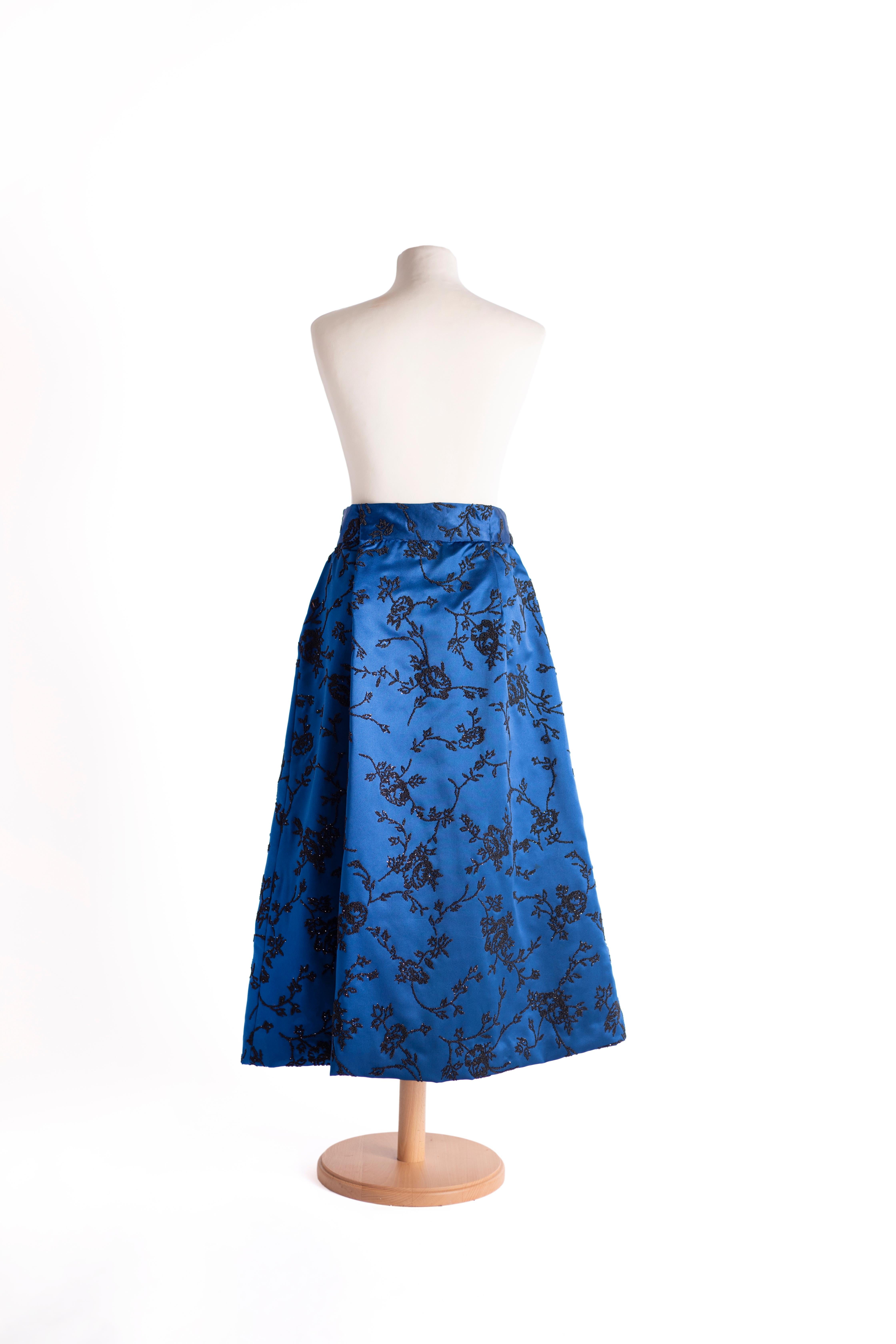 Blue Peacock wide silk skirt For Sale