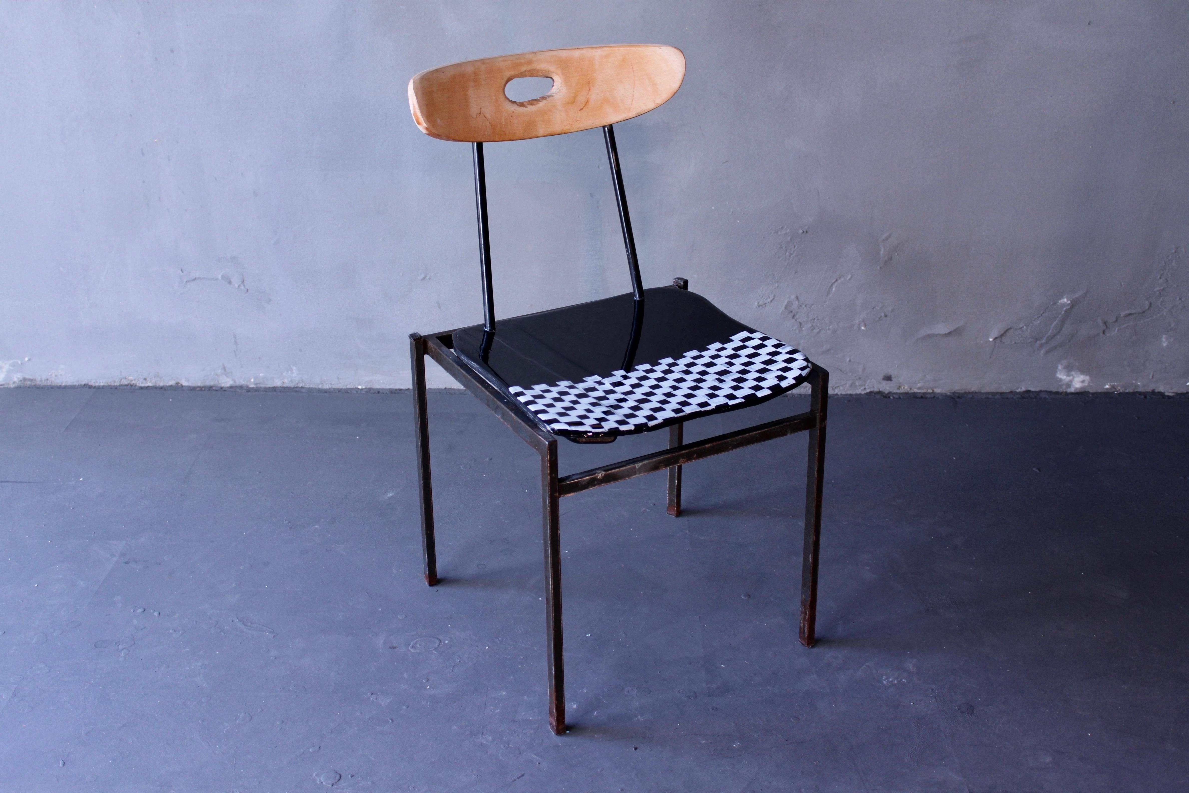 1950s steel frame with seat and backrest added. Painted in black and white, multi-lacquered. In the manner of Marten Baas, Bauhaus, DeCotis, Joaquim Tenreiro, Lúcio Costa, Fernando Campana
I am particularly interested to give value to overlooked,
