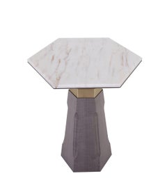 Peak Side Table With Oak structure, Marble Top and Smoke Brass Details