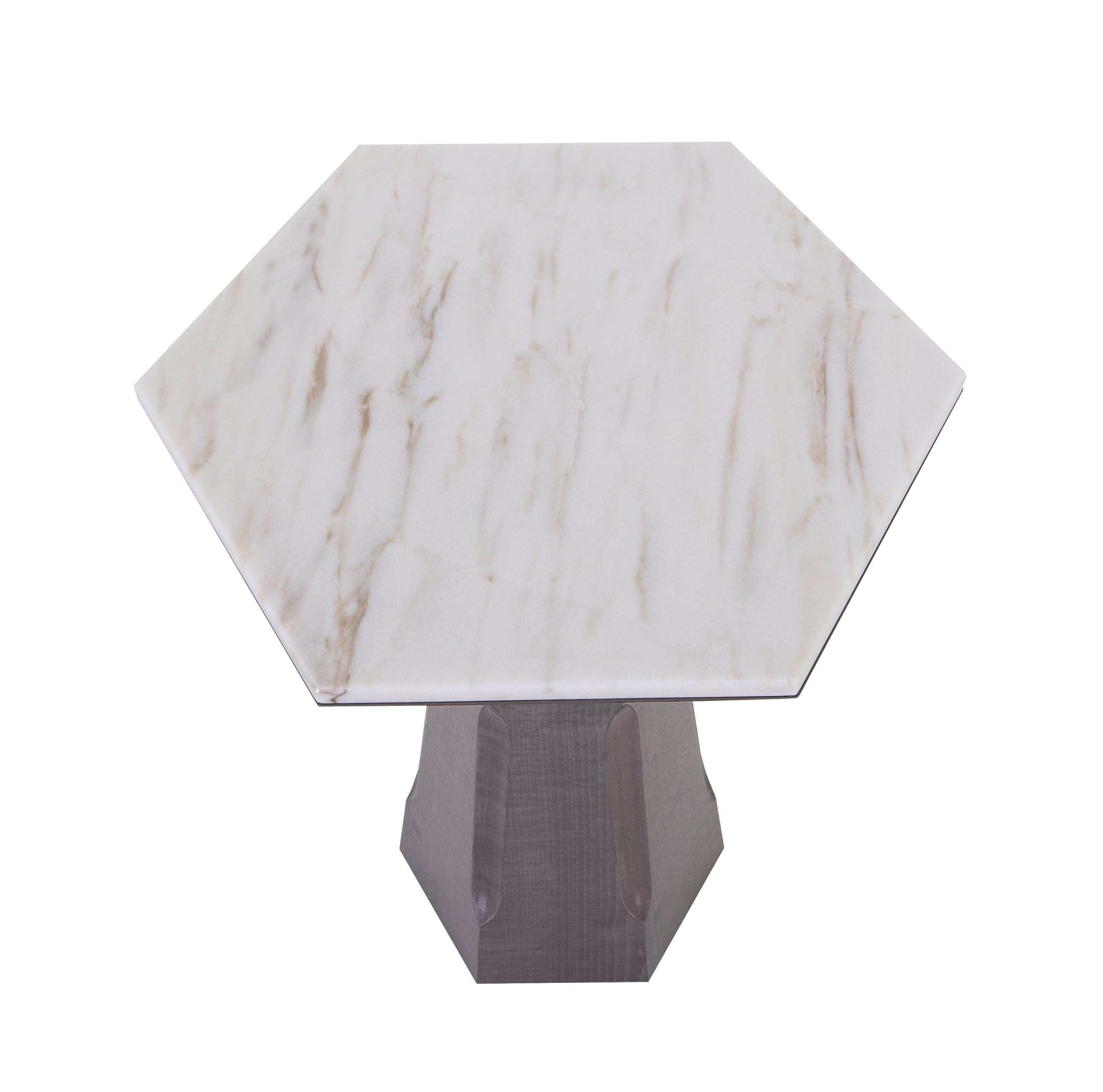 Mid-Century Modern Peak Side Table With Oak structure, Marble Top and Smoke Brass Details For Sale