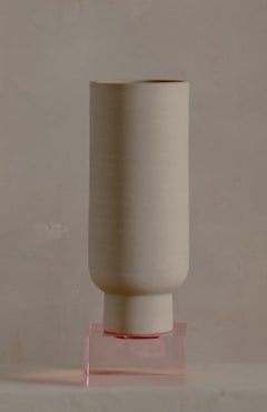 Peana Model 3 Small Pink Vessel by Eter Design