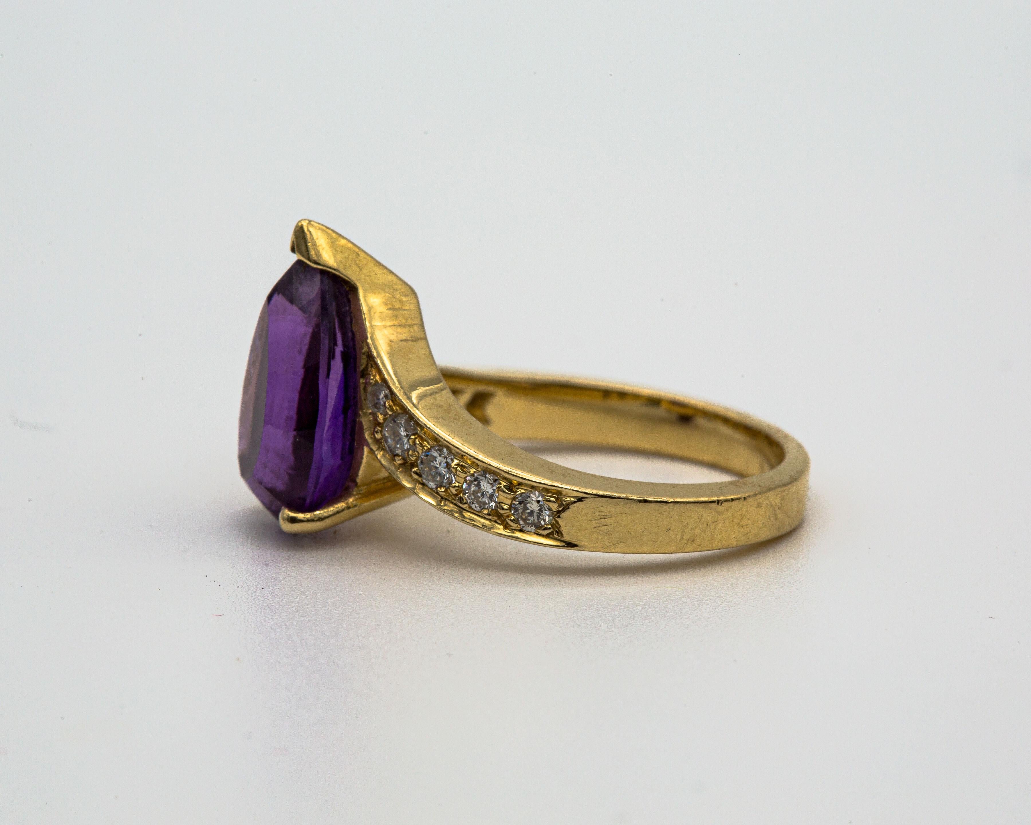 Birne Amethyst & Diamant 14k Gelbgold Cocktail Ring für Damen oder Herren im Angebot