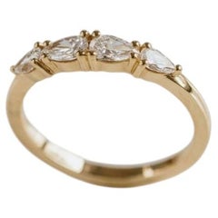 Pear Band Brilliant White 14K White Gold Graceful Brilliance Heirloom