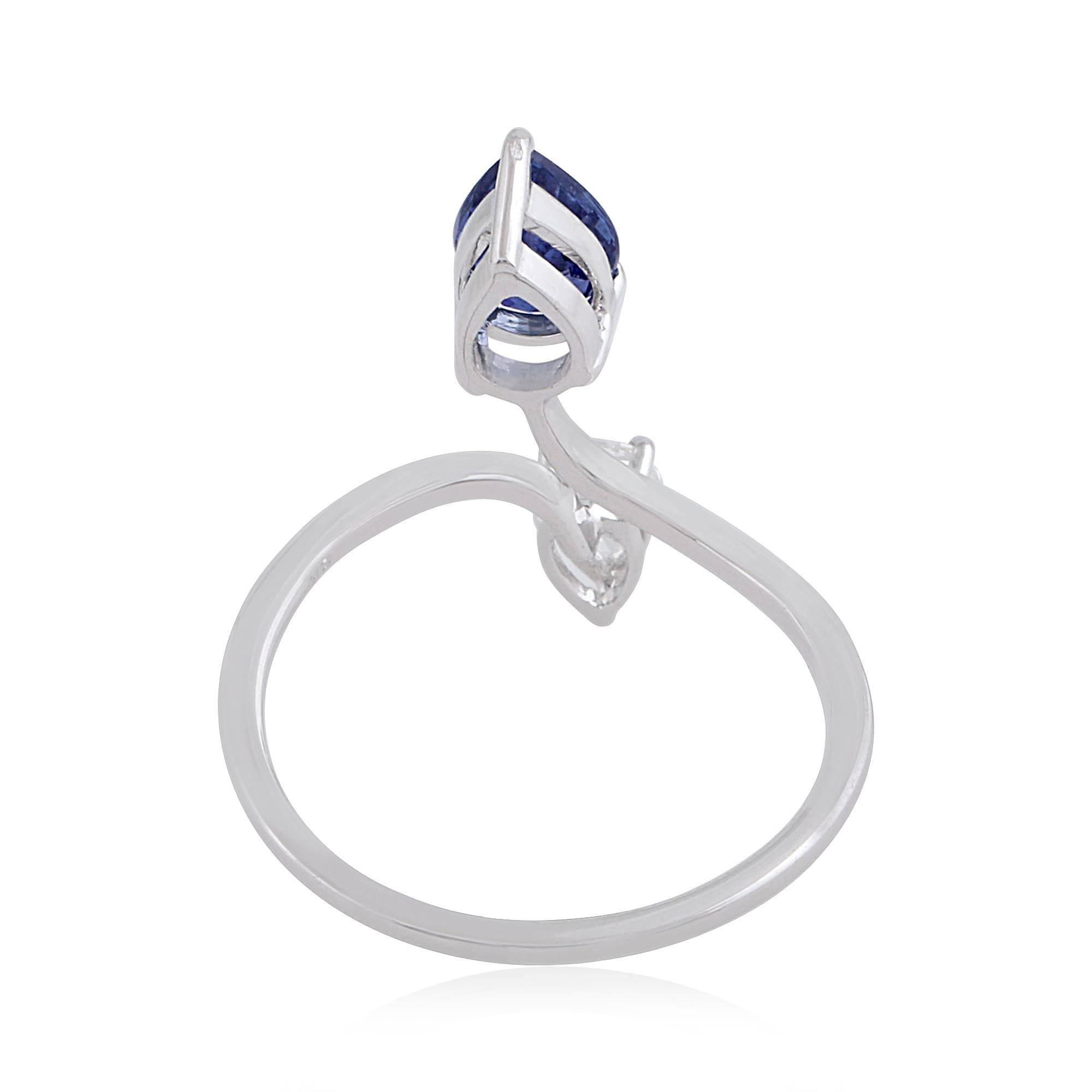 En vente :  Bague manchette en or blanc 18 carats avec saphir bleu en forme de poire et diamant 5