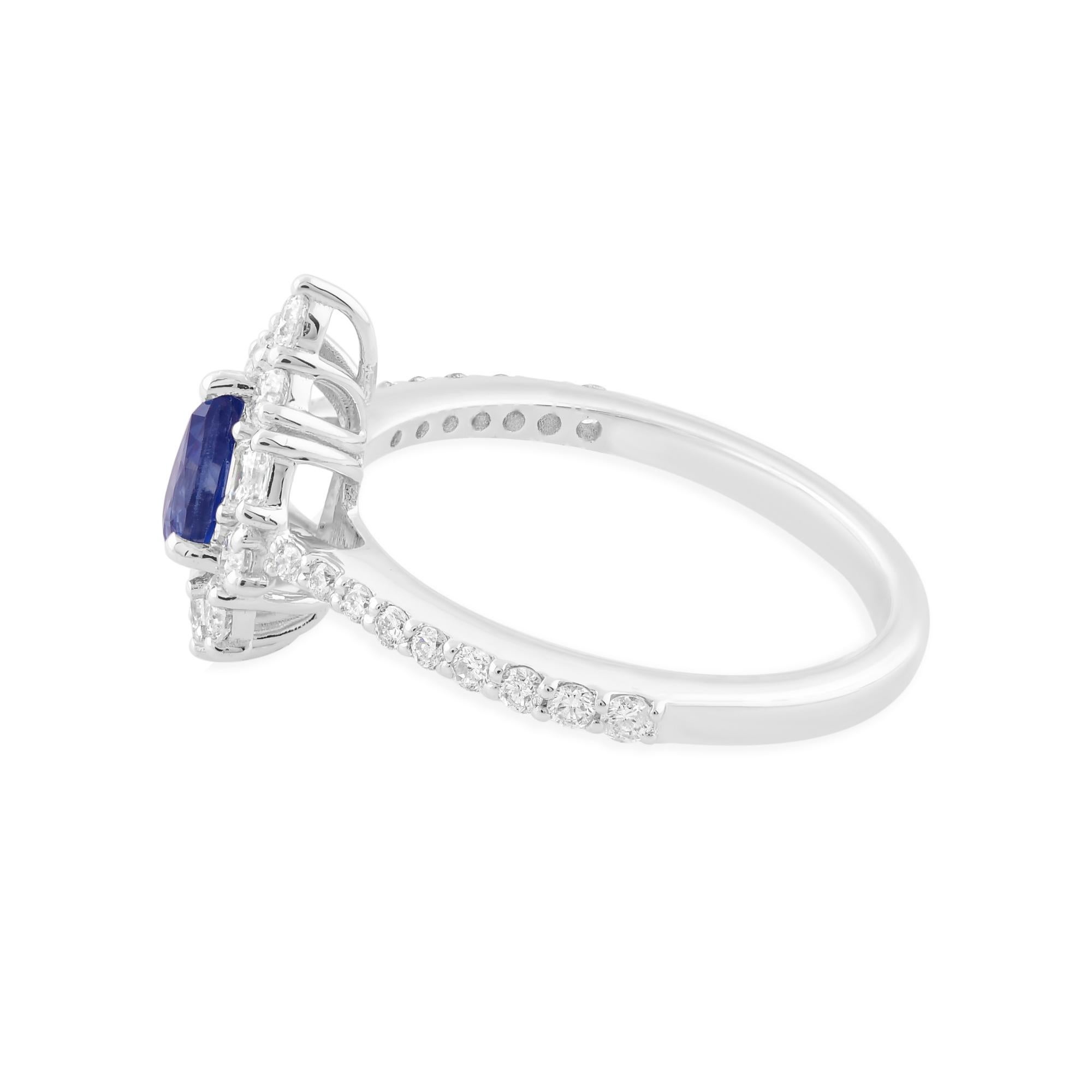 The ring is a size 7 US and may be resized to larger or smaller upon request. FOLLOW SPECTRUM JEWELS storefront to view the latest collection & exclusive pieces. Spectrum Jewels is proudly rated as a Top Seller on 1stdibs with 5 star customer