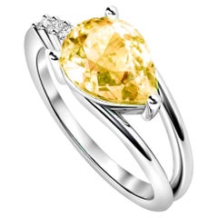Anello in oro 14k con citrino perlato.