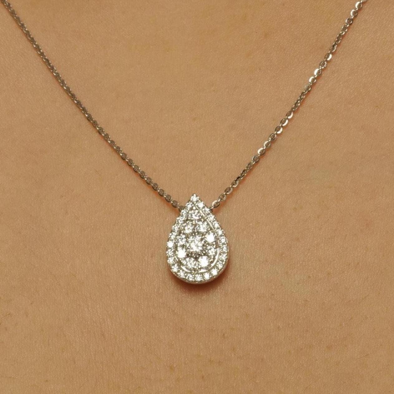 Art déco Pendentif en or massif 14k avec diamants en forme de poire (certifié) en vente