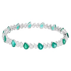 Bracelet de tennis en or blanc 18k, taille poire 16.31 TCW Zambian Emerald Diamonds