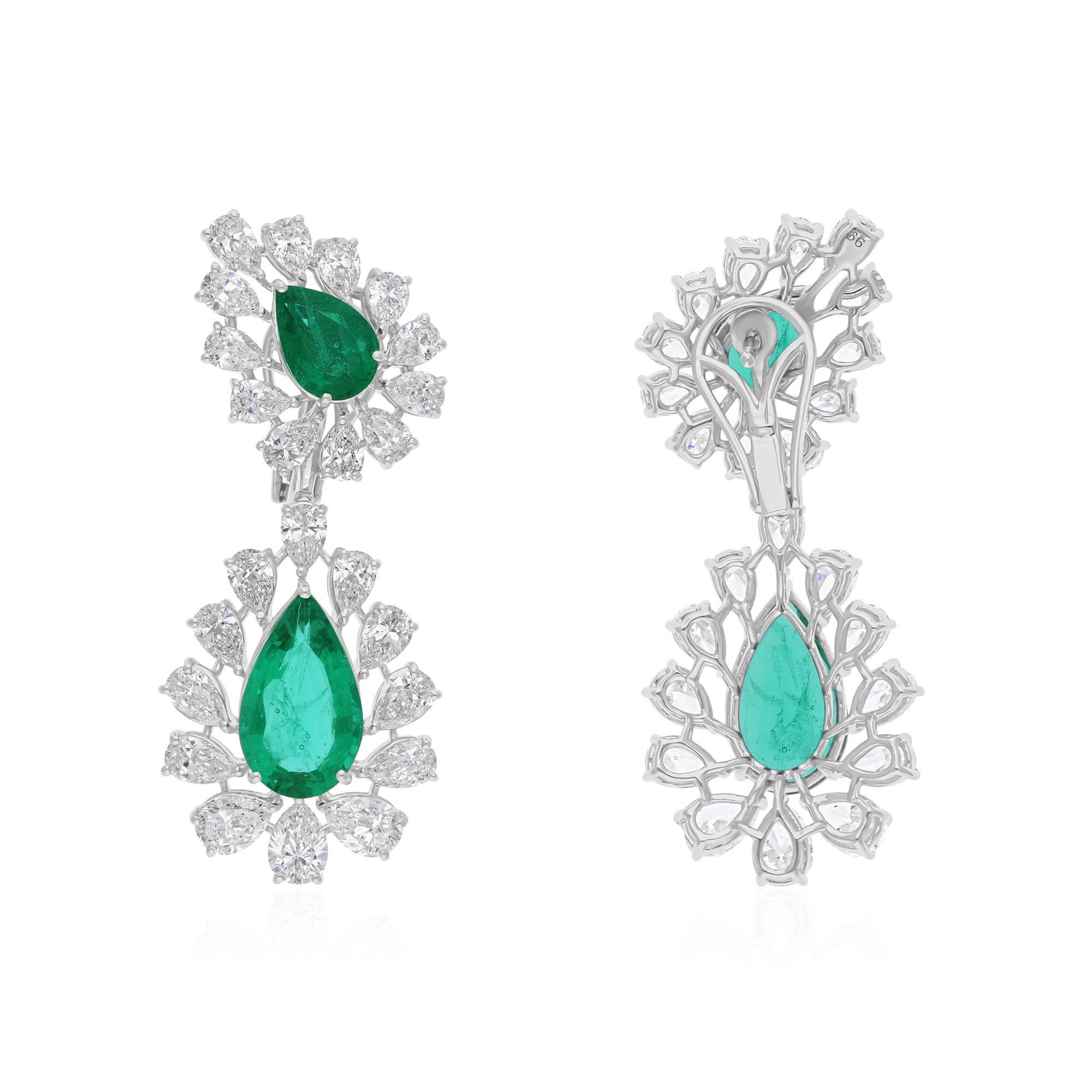 Pear Cut 16Tcw Zambian Emerald Halo Diamond Dangle Drop Earrings 14K White Gold In New Condition For Sale In Diera, Dubai