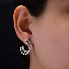 Orecchini a cerchio aperti con diamanti naturali da 2,93 carati, in oro bianco 14 carati, taglio a pera