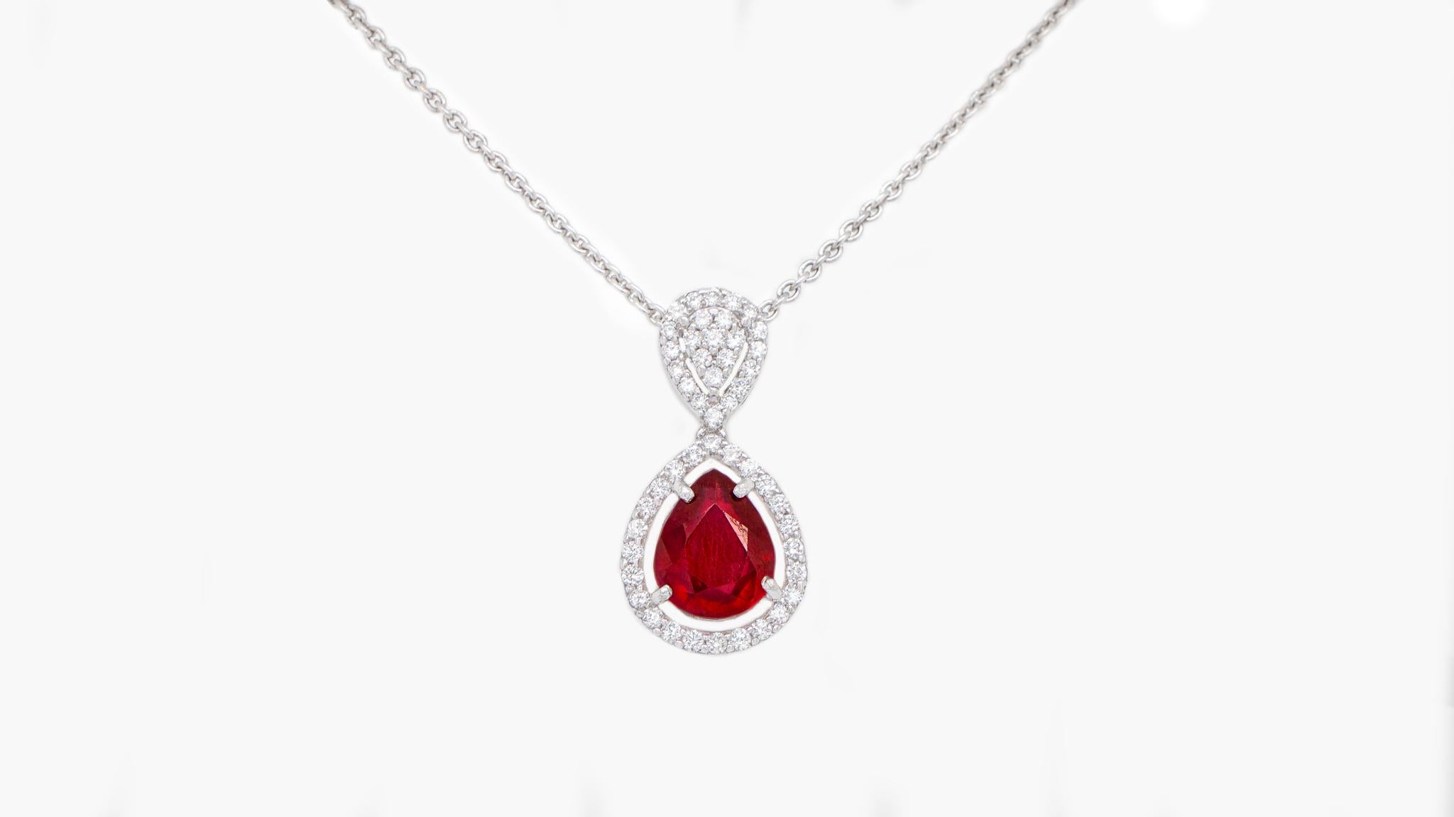 Contemporary Pear Cut 2.95 Carat Fine Ruby Pendant with Diamonds 18k Gold
