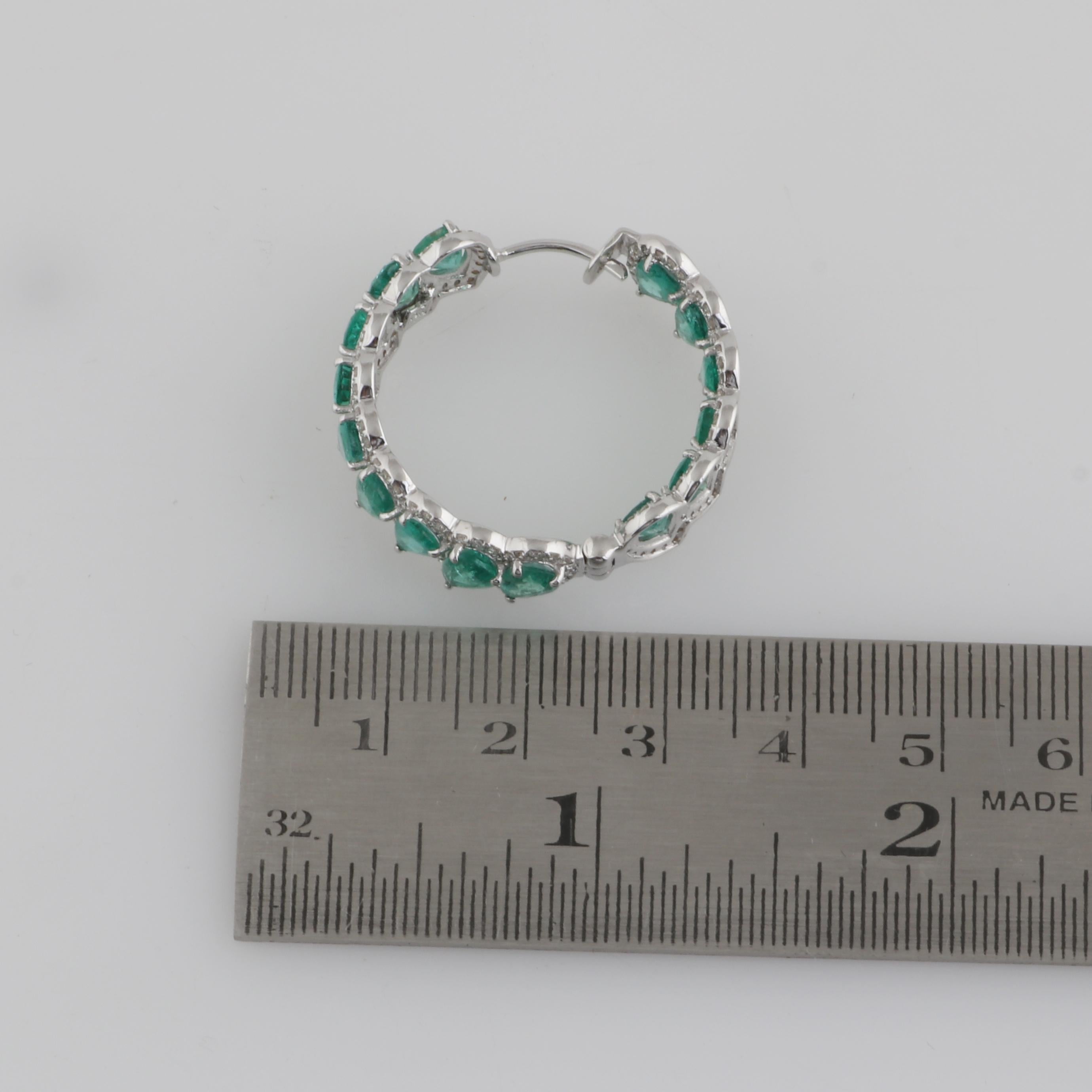 Birnenschliff 9,1Kt Sambia Smaragd Diamant Hoop Ohrringe 14k Weißgold Feine Juwelen (Tropfenschliff) im Angebot