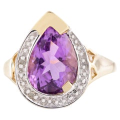 Anillo de oro amarillo macizo de 14k con halo de diamantes de cóctel y amatista de talla pera