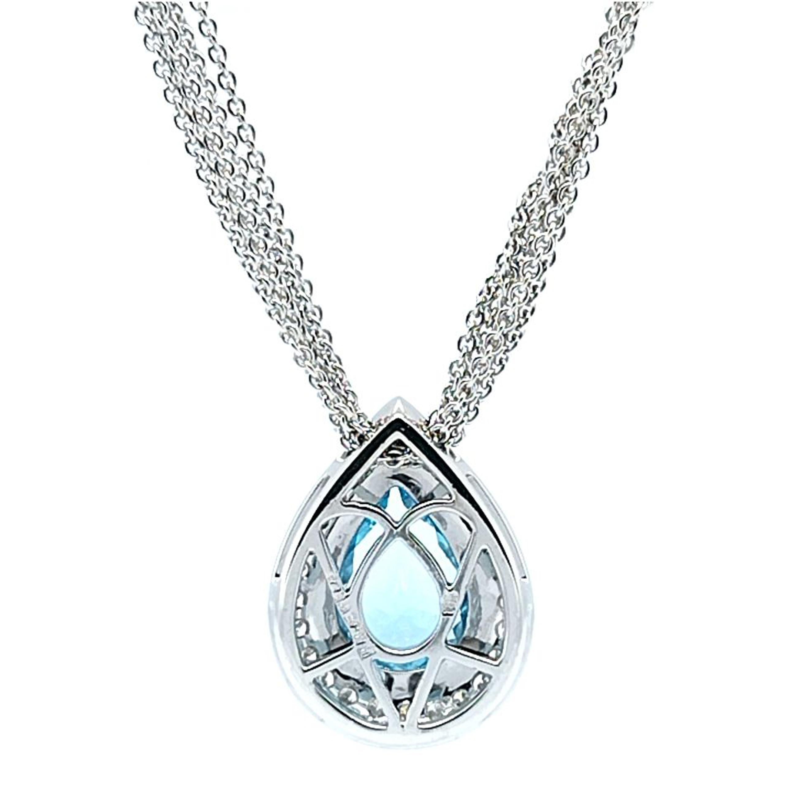 Pear Cut Aquamarine and Diamond Pendant Necklace For Sale 1