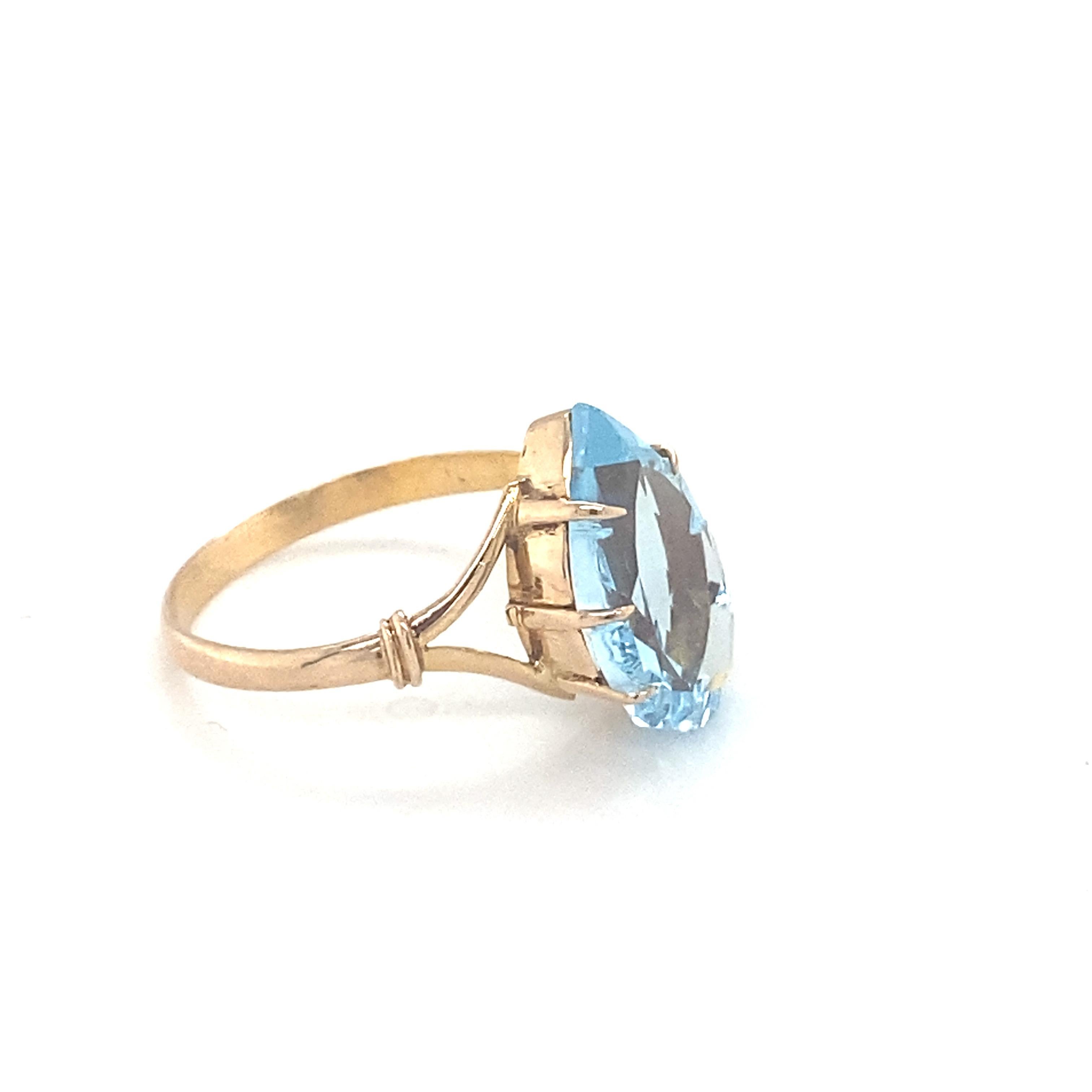 Pear cut blue topaz is mounted in 14K yellow gold. Beautifully hand crafted ring is suitable for everyday wear. Carefully chosen gem stone is hand cut and polished. One of a kind ring to suit your style.
Images are enlarged.
Weight of gem: