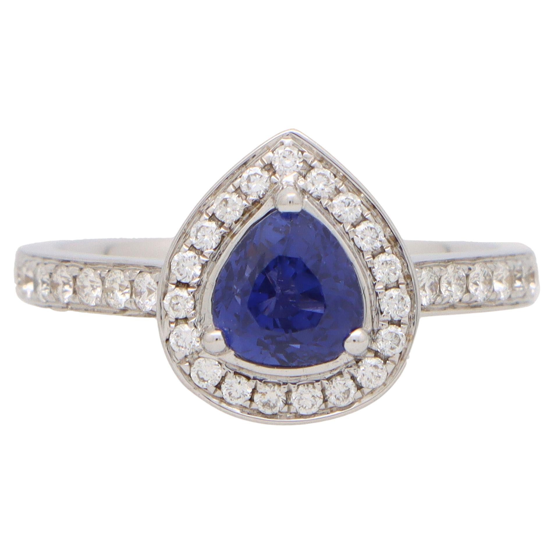 Gold colour change synthetic corundum Ring at 1stDibs