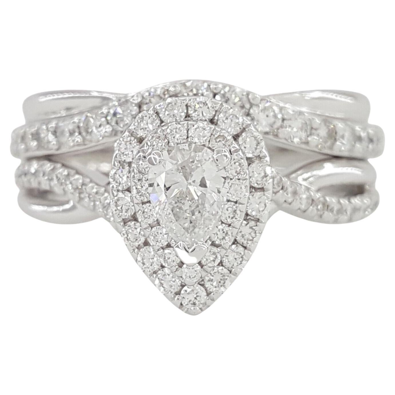 Bague de fiançailles et de mariage en or avec double halo de diamants taille poire  Neuf - En vente à Rome, IT