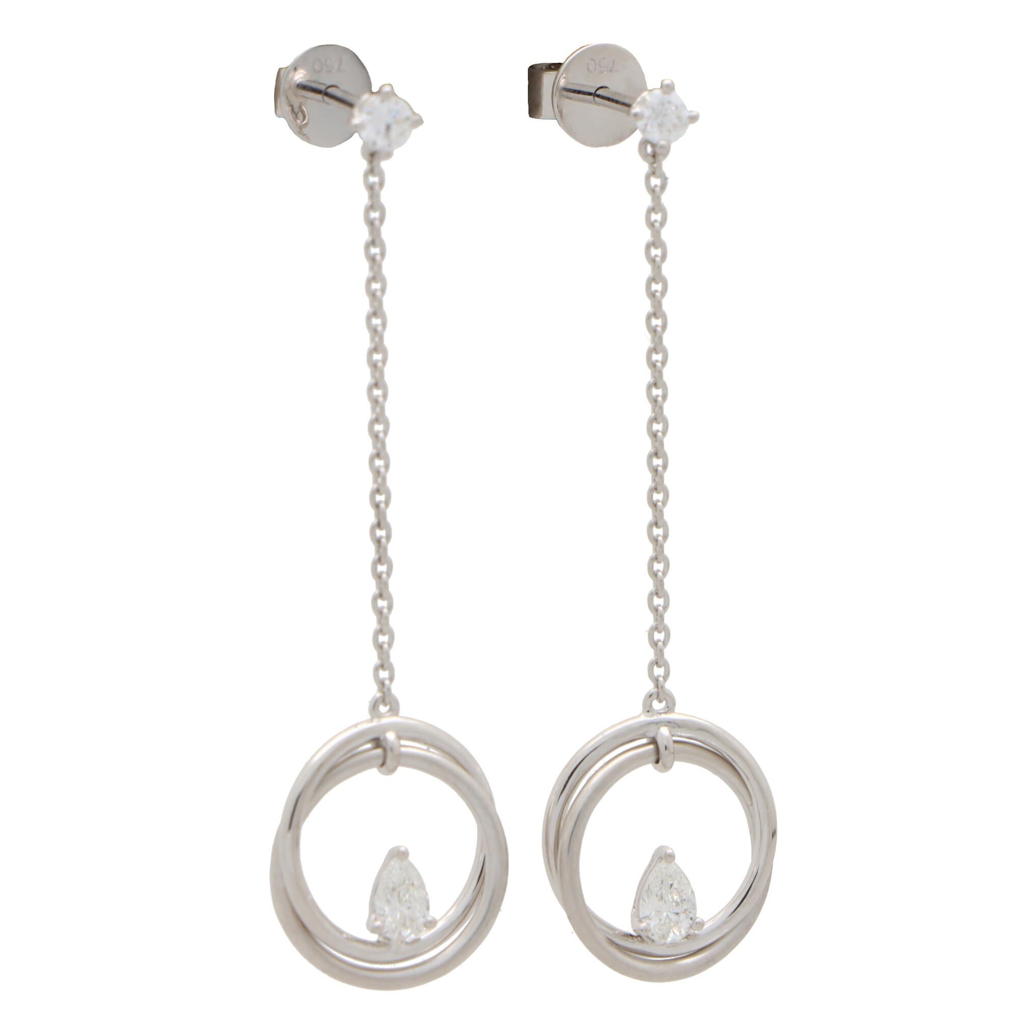 Pear Cut Diamond Drop Circle Earrings Set in 18k White Gold In Good Condition For Sale In London, GB
