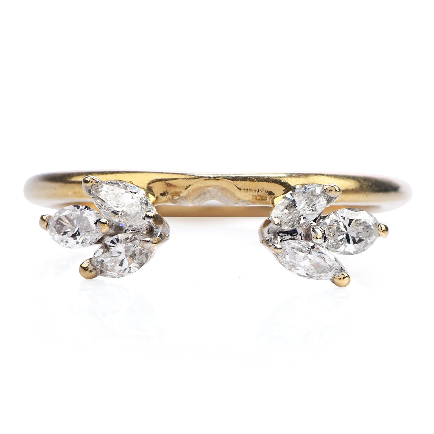 Pear Cut Diamond Gold Bridal Set Engagement Ring and Band 5