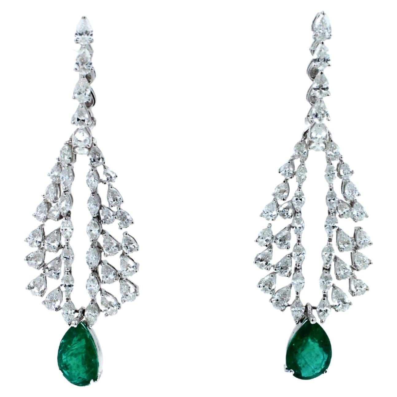 Pear Cut Drop Shape Green Emerald Diamond Feather Luxury 18k White Gold Earrings For Sale 1
