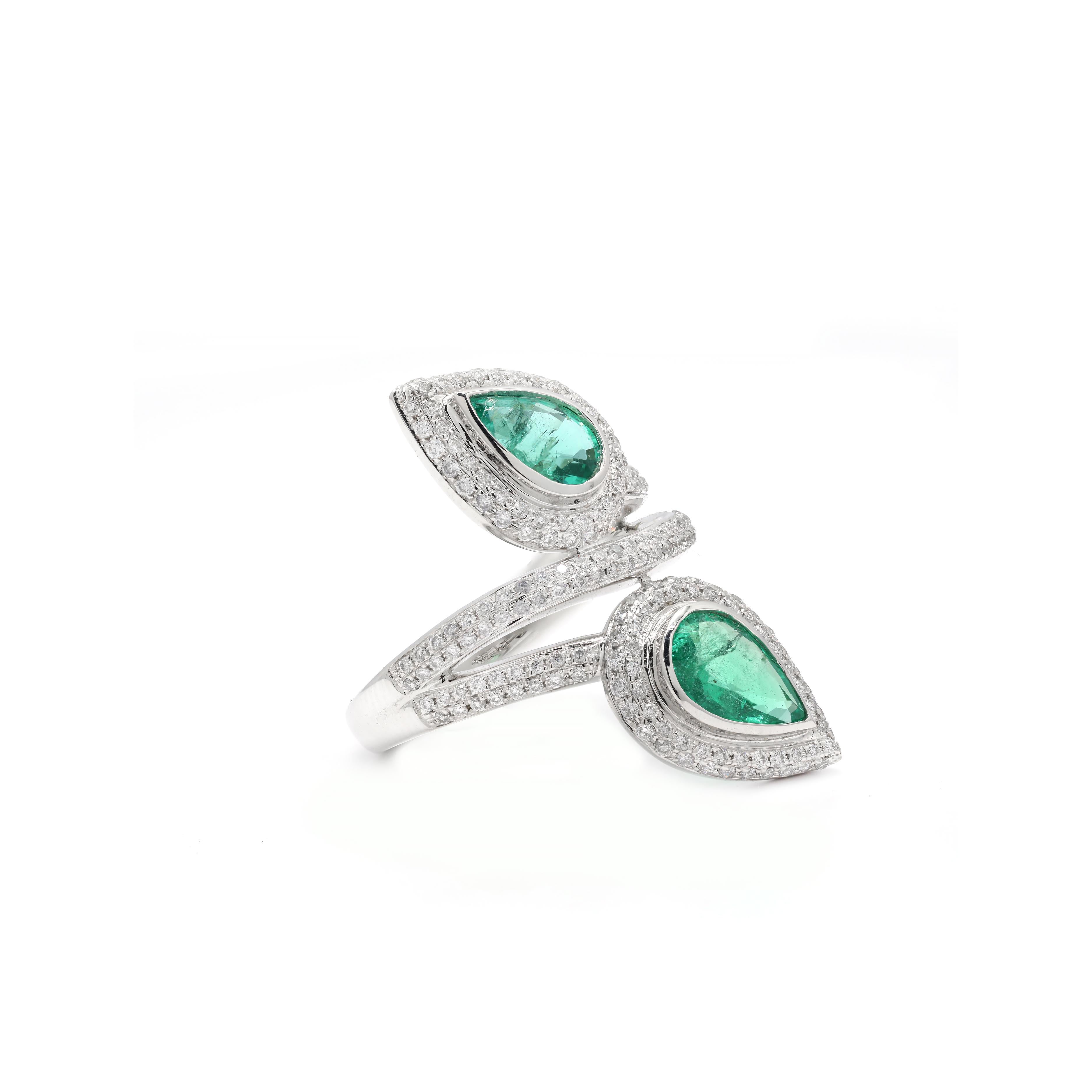 For Sale:  Pear Cut Emerald Cocktail Ring with Diamonds in 14K Solid White Gold 5