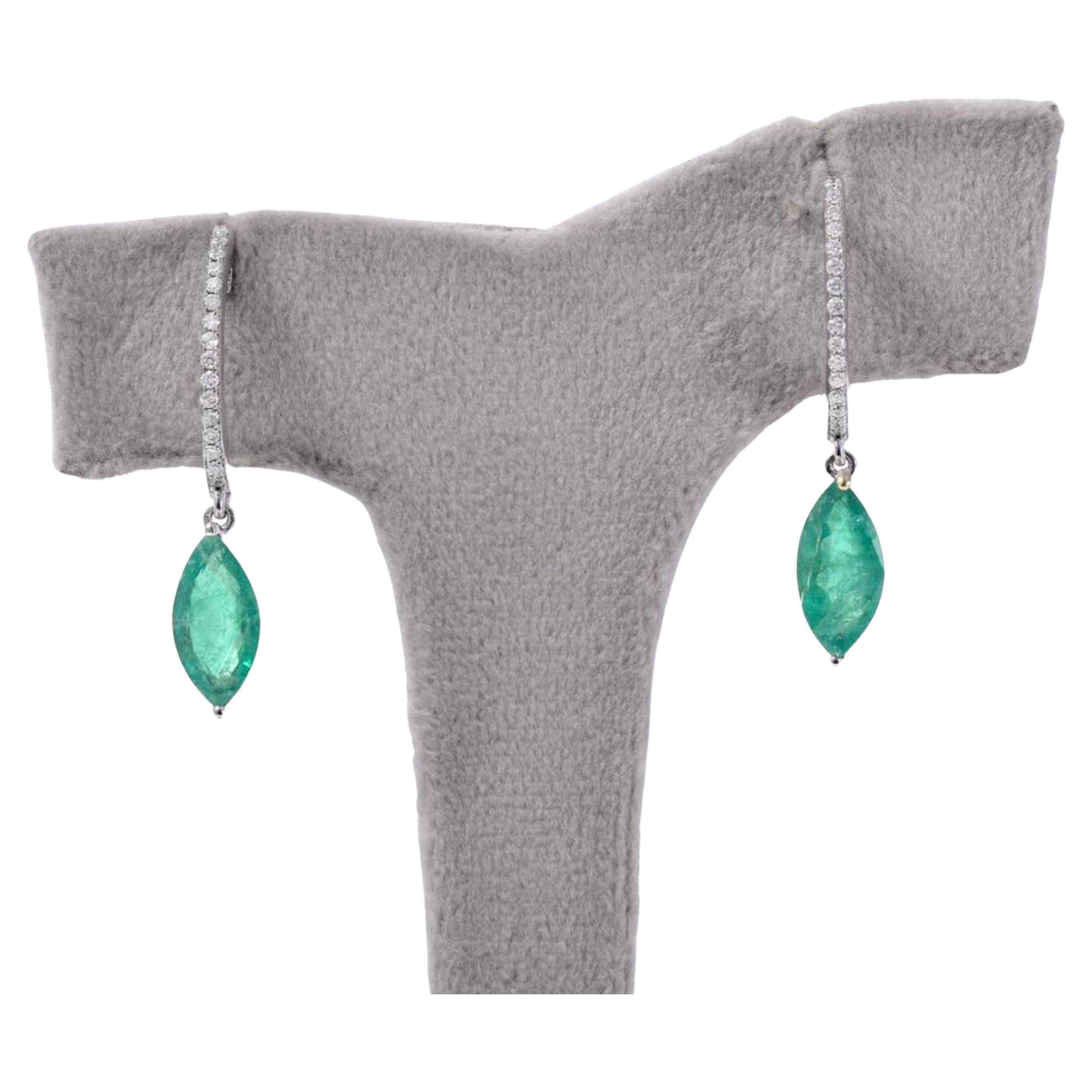 Emerald Cut Valencia Sage Gold Earring