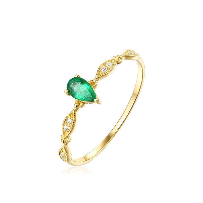 For Sale:  Pear Cut Emerald Marquise Diamond 14K Yellow Gold Ring 4