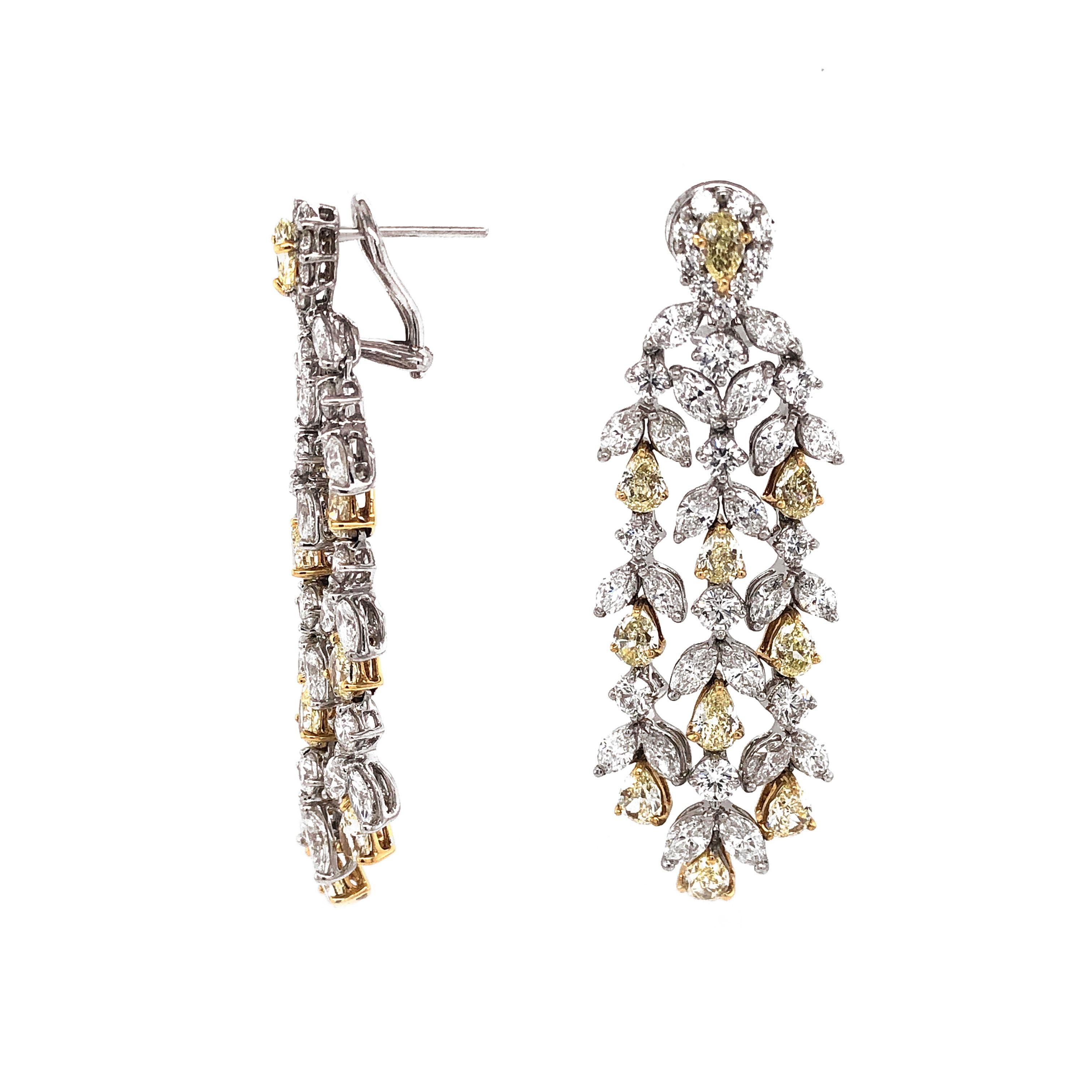 Women's Pear Cut Fancy Yellow Diamonds 6.90 Carat Diamond Chandelier 18k Gold Earrings For Sale