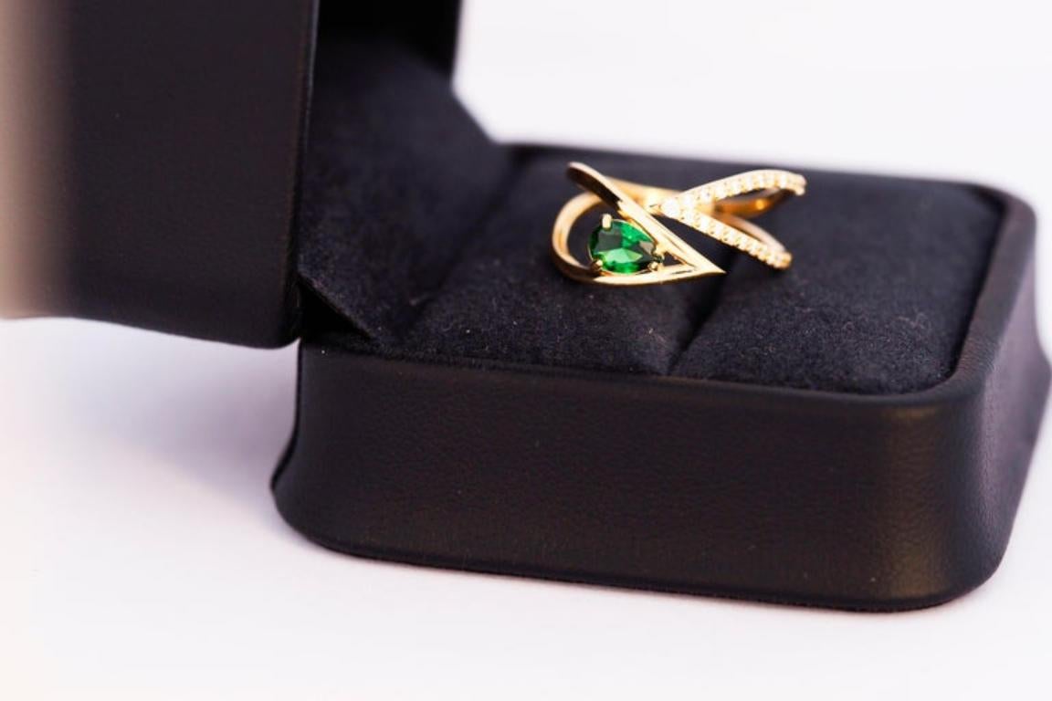 Pear Cut Lab Emerald Adjustable 14k Gold Ring 2