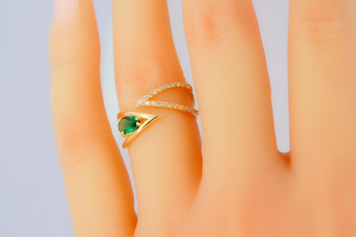 Pear Cut Lab Emerald Adjustable 14k Gold Ring 6
