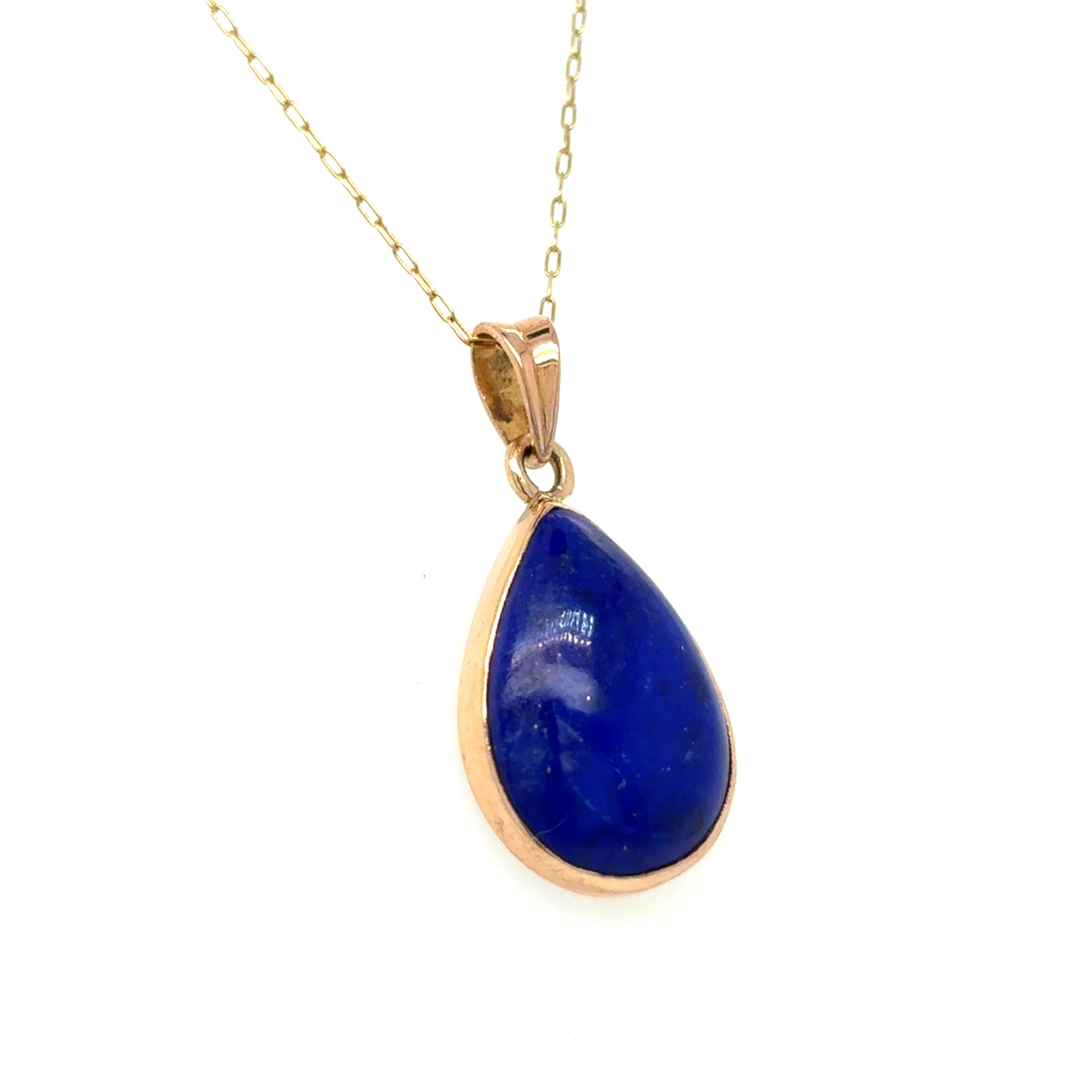 Taille poire Collier pendentif en or jaune Lapis Lazuli taillé en poire en vente