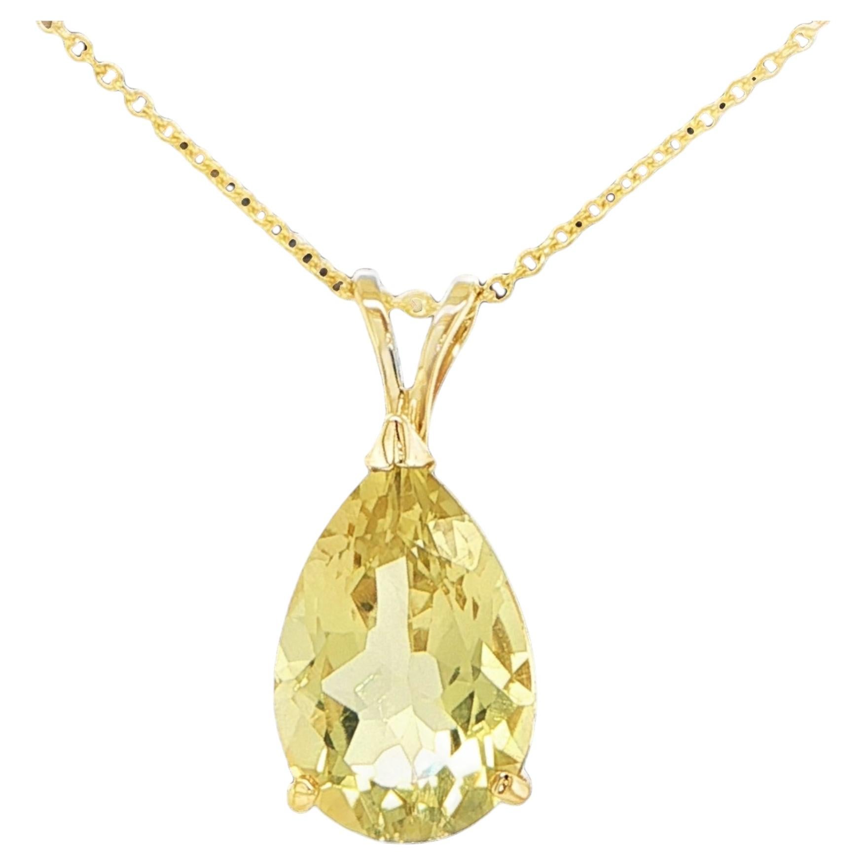 Pendentif en or jaune avec citrine citron taillée en poire en vente