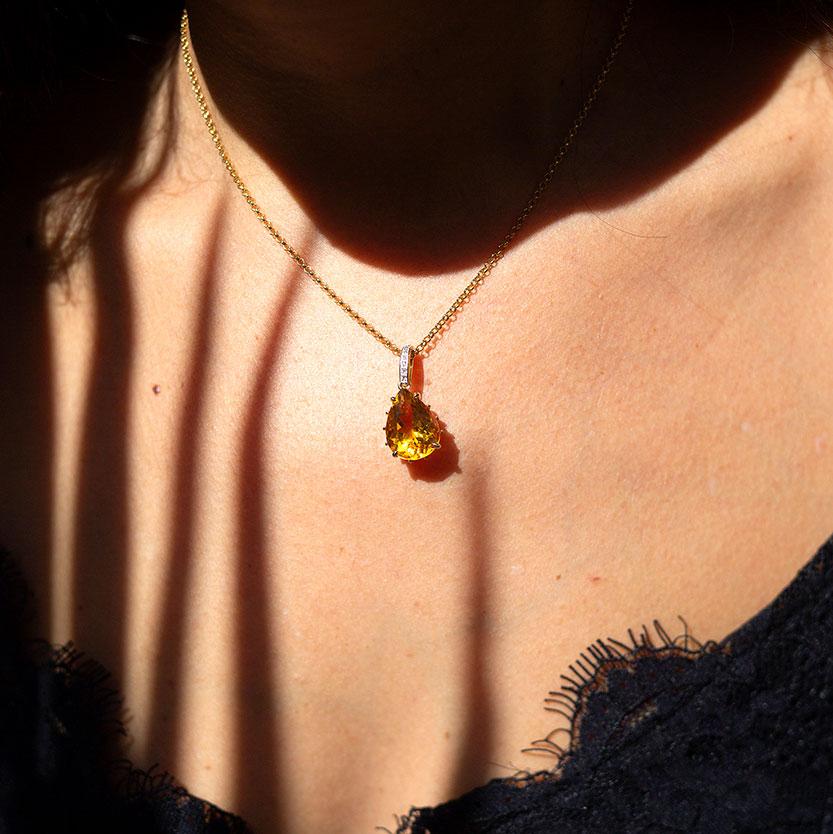 Pear Cut Orange Citrine and Diamond 9 Carat Yellow Gold Pendant with Gold Chain 6