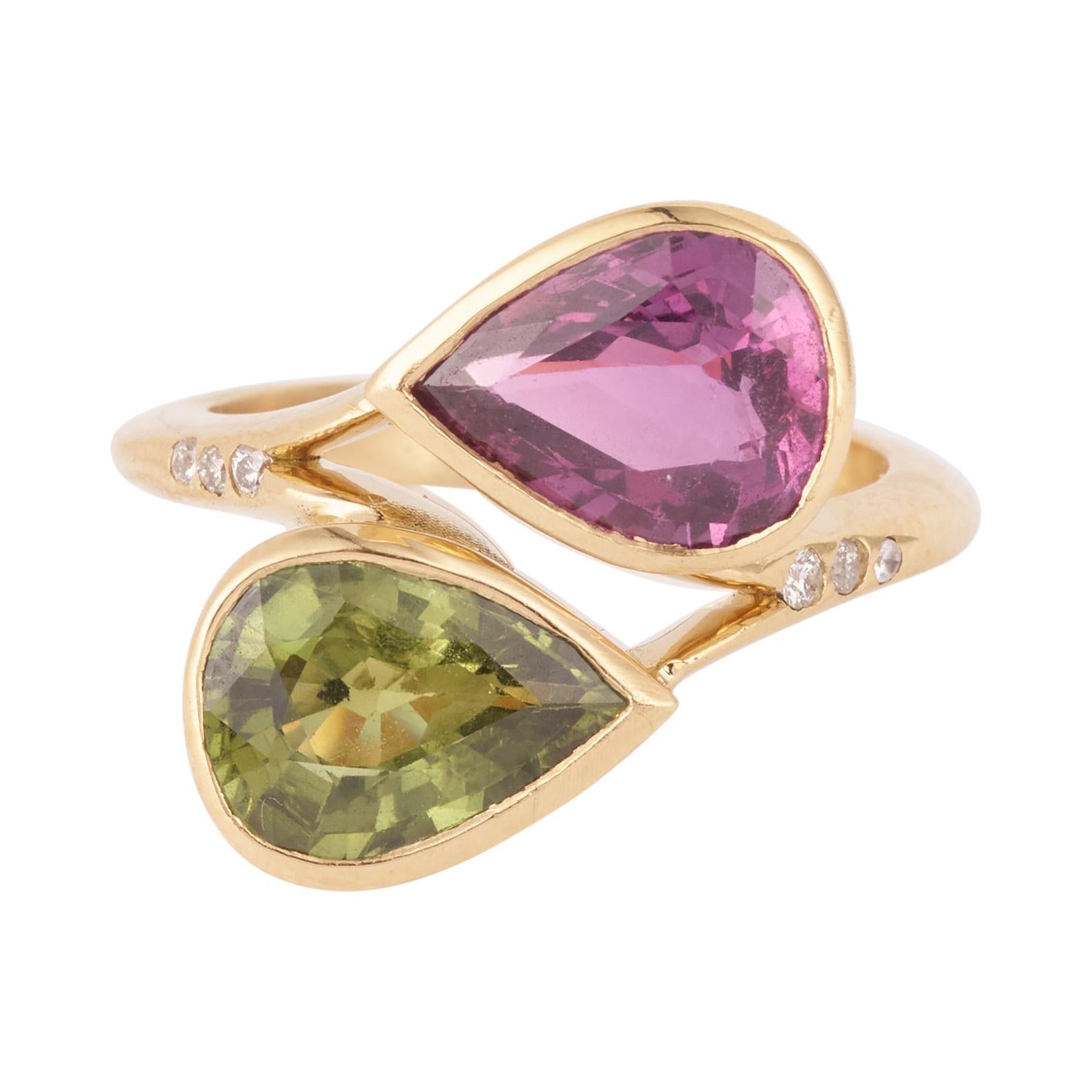 A Lovely Pink Sapphire Ring For Sale at 1stDibs