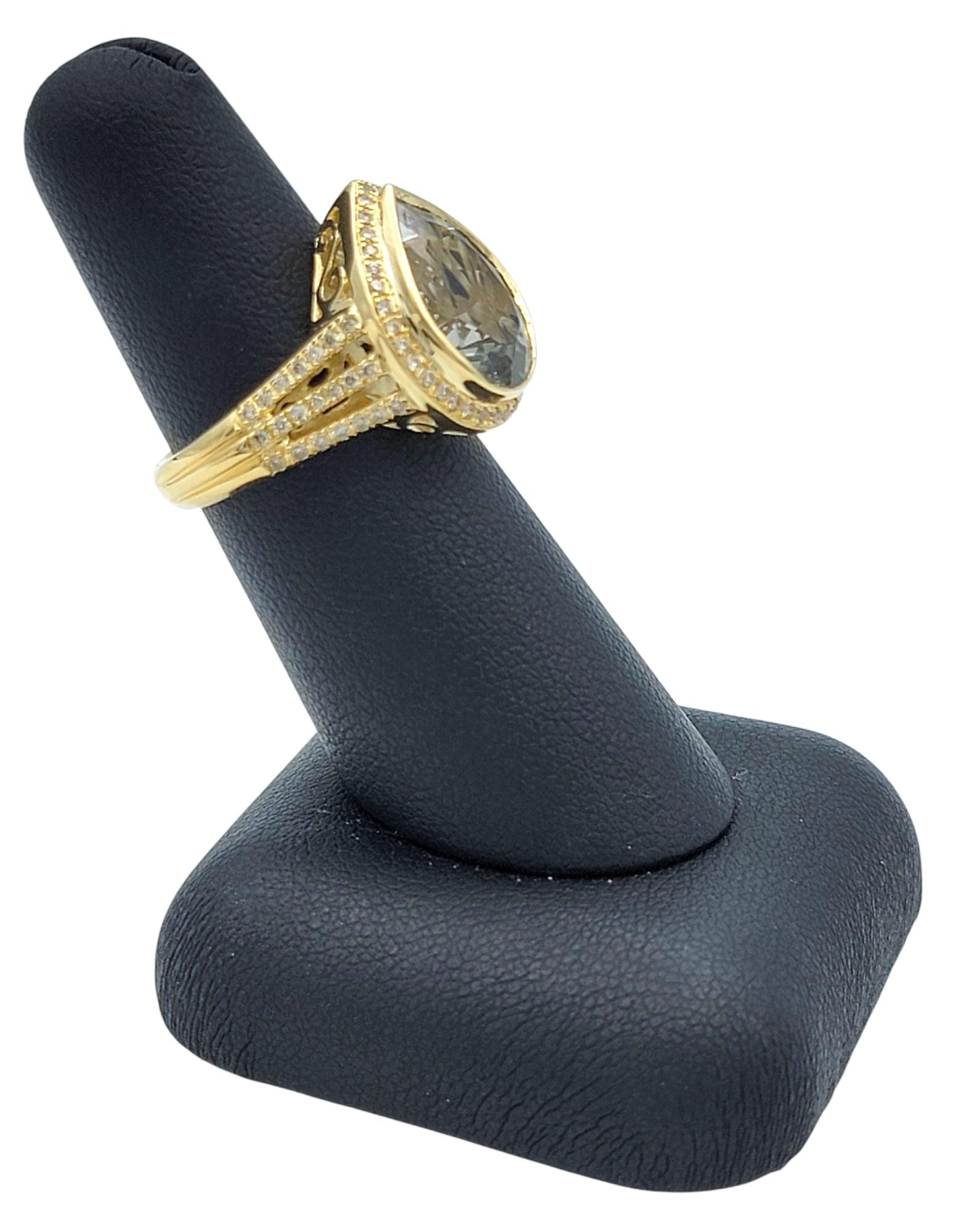 Bague à tige fendue en or jaune 14 carats avec Prasiolite taille poire et halo de diamants en vente 7