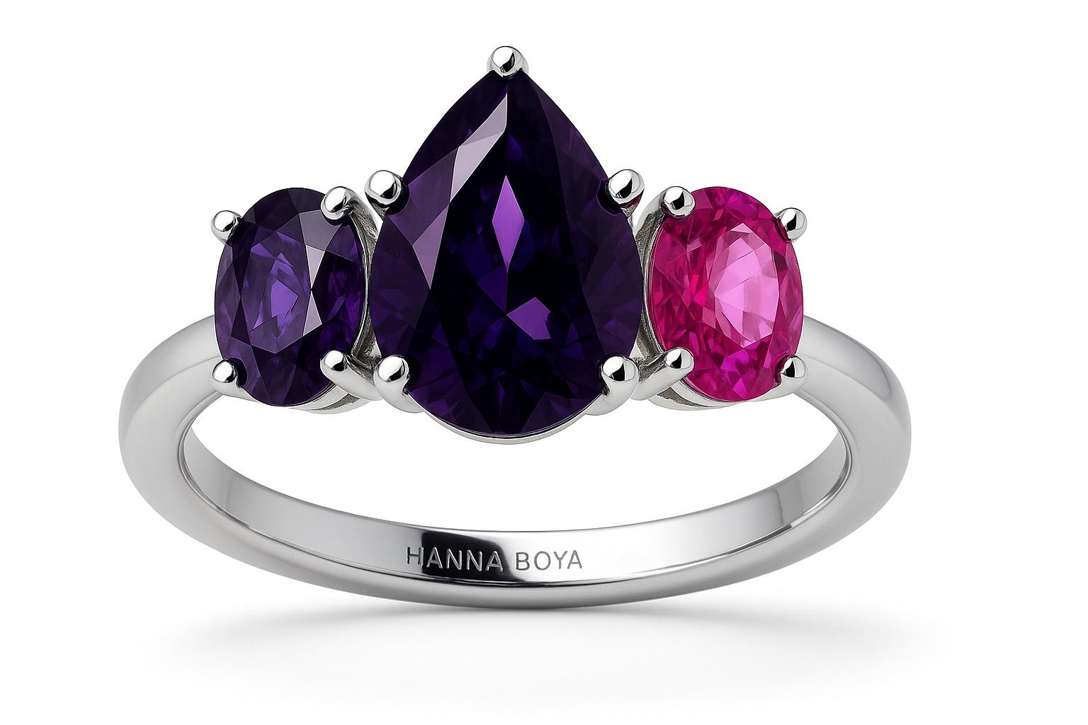 in vendita:  Anello in platino con ametista viola taglio pera e tormalina rosa 3
