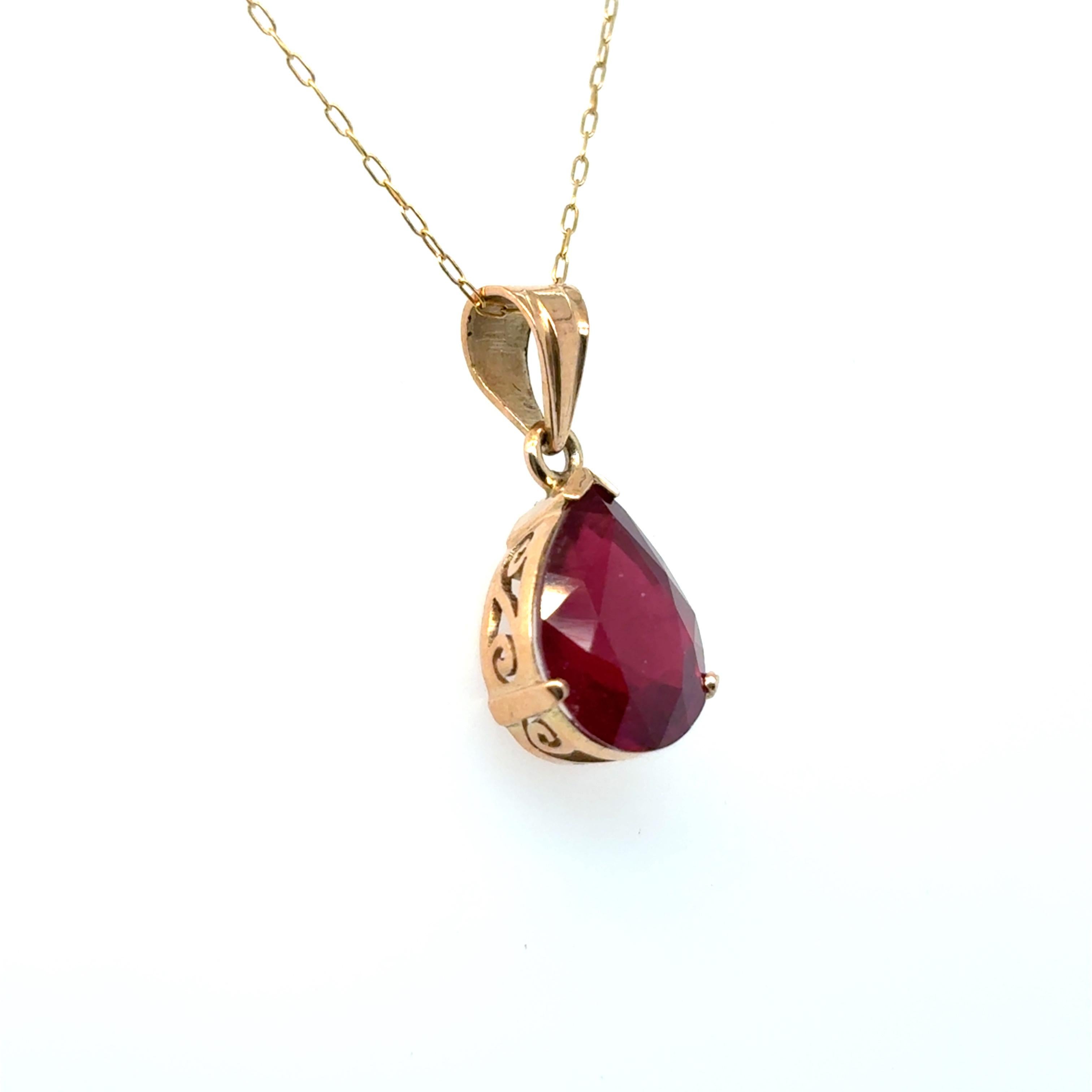 Pendentif or jaune rubis taille poire en vente 4