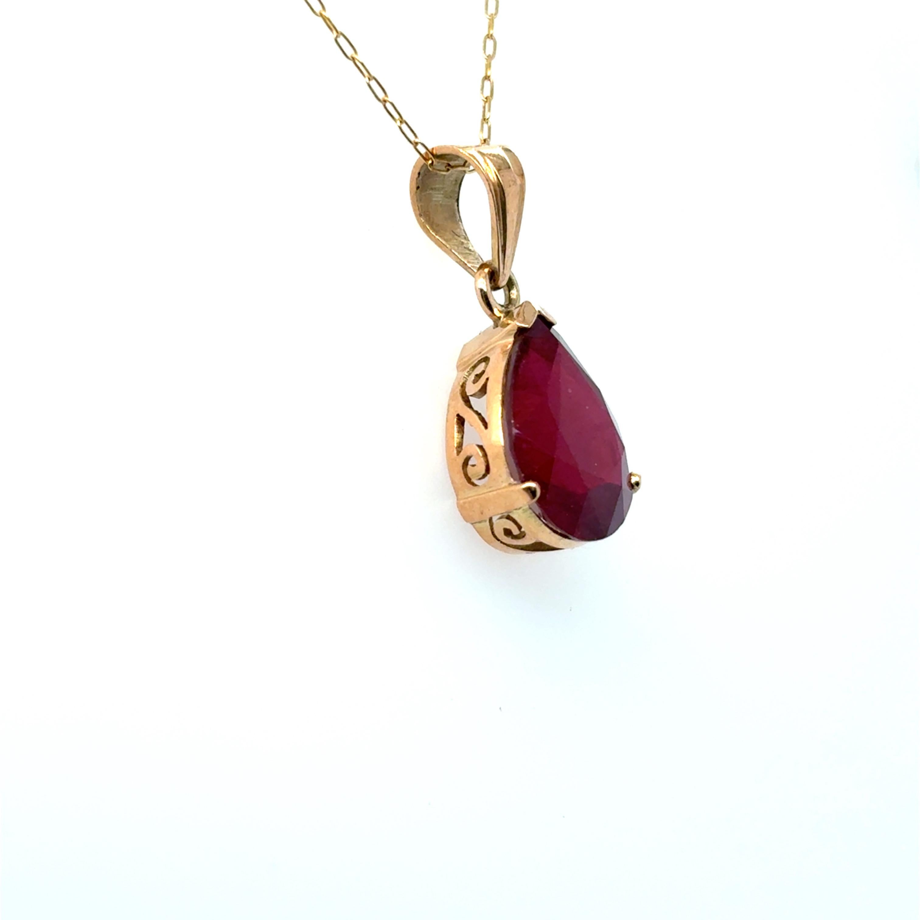 Pendentif or jaune rubis taille poire en vente 6