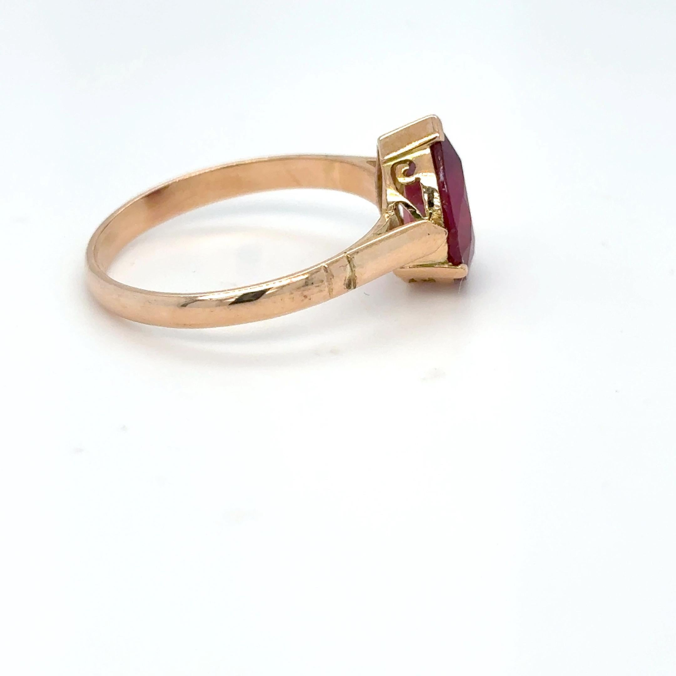 Pear Cut Ruby Yellow Gold Ring For Sale 5