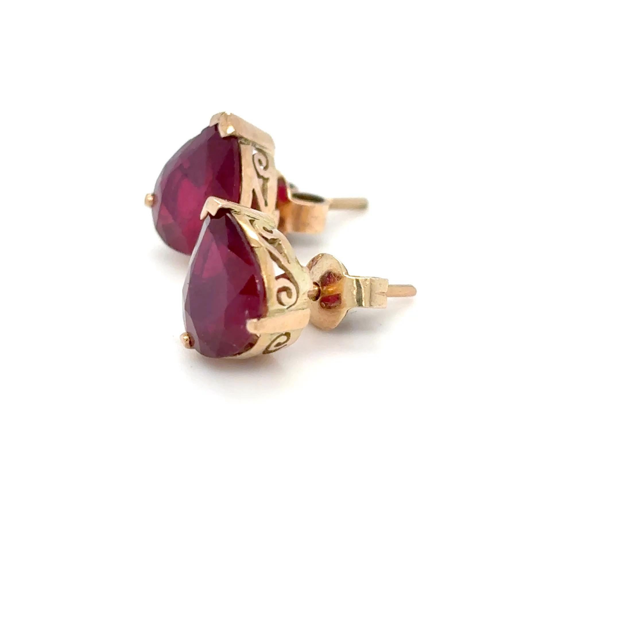 Pear Cut Ruby Yellow Gold Stud Earrings For Sale 3