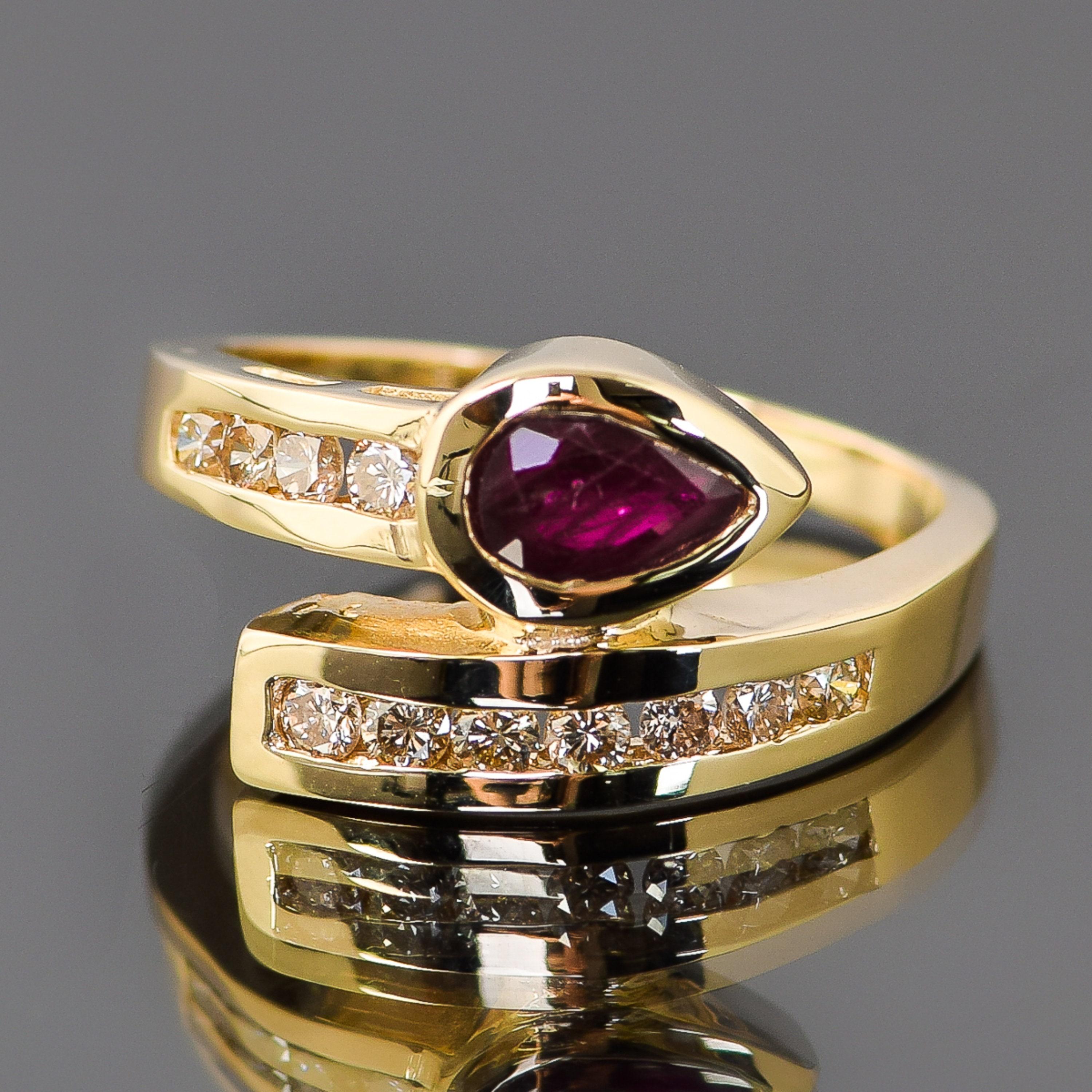 For Sale:  Pear Cut Ruby Yellow Gold Wedding Band Ruby Diamond Yellow Gold Fashion Ring 7