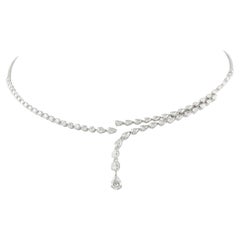 Collana avvolgente con grappolo di diamanti e pendente a goccia a forma di pera in oro bianco 14K, 4,77 carati
