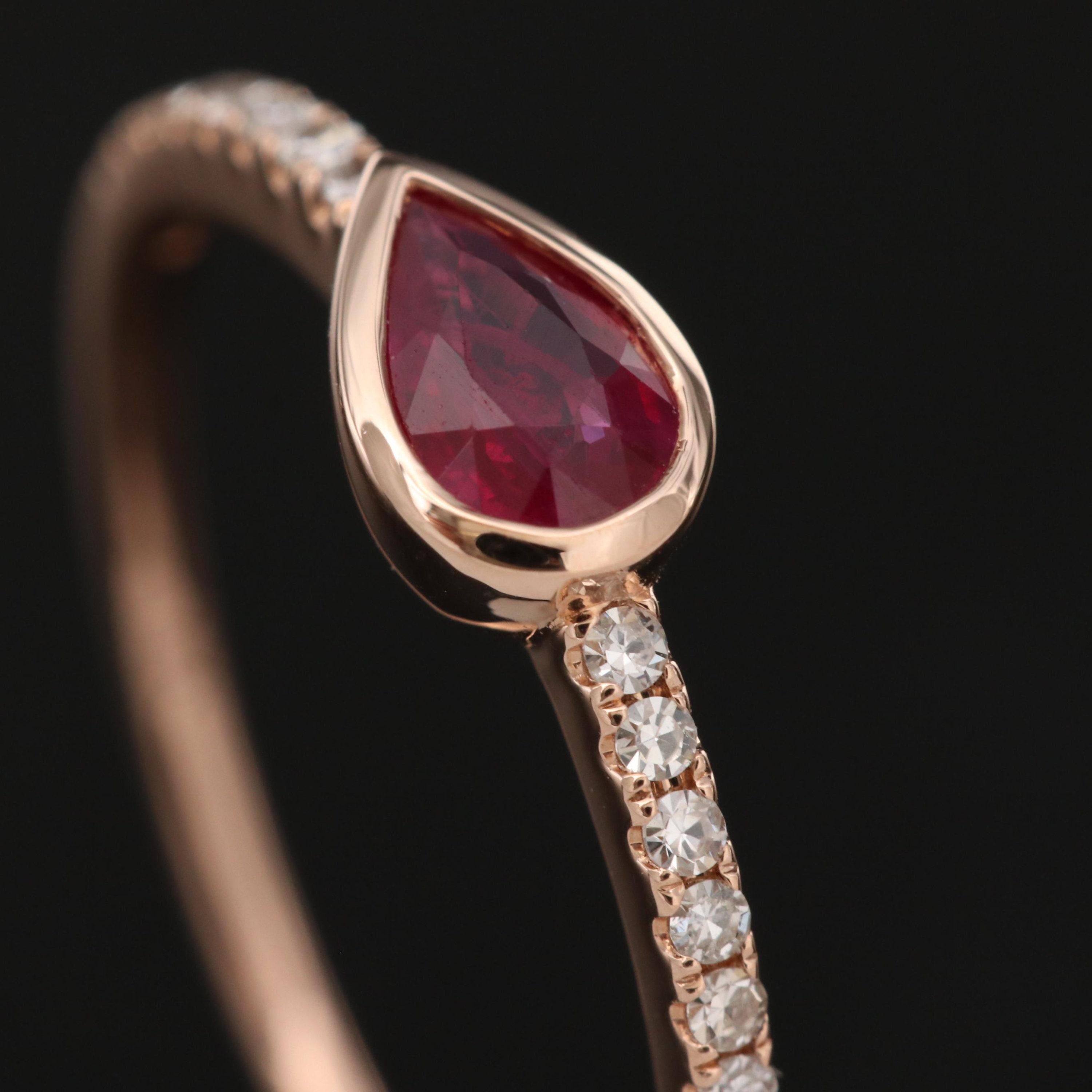 Im Angebot: Art Deco Stil Natürlicher Birnenschliff Rubin Diamant Halbe Ewigkeit Mode Band Ring () 6