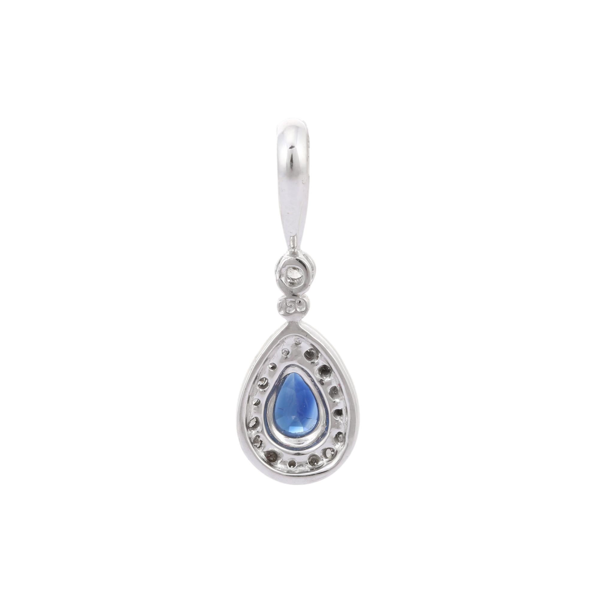 Pear Cut Vivid Blue Sapphire Diamond Pendant Necklace in 18K White Gold In New Condition For Sale In Houston, TX