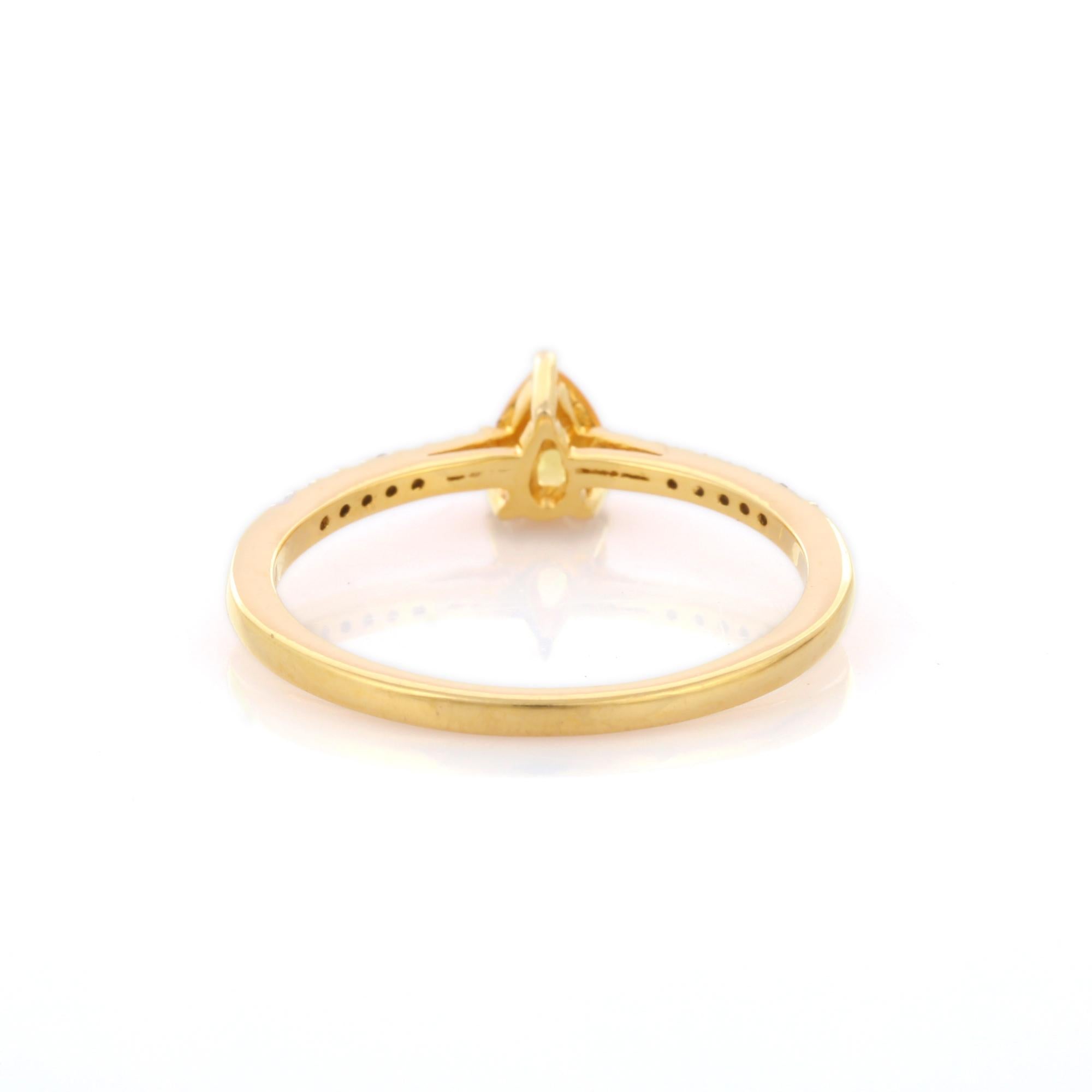 Im Angebot: Statement-Ring aus 14 Karat Gelbgold mit gelbem Saphir im Birnenschliff und Diamanten   () 5